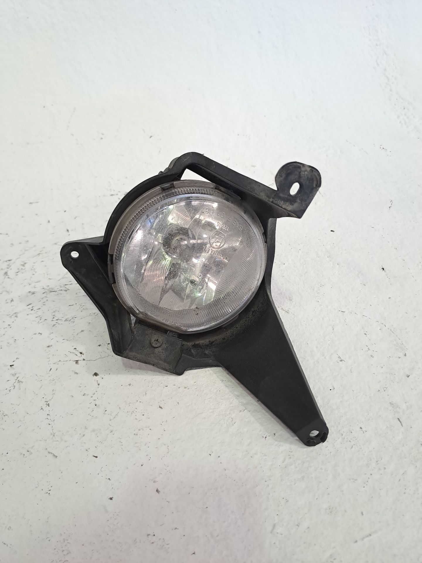 Phare antibrouillard gauche CHEVROLET ORLANDO (J309)