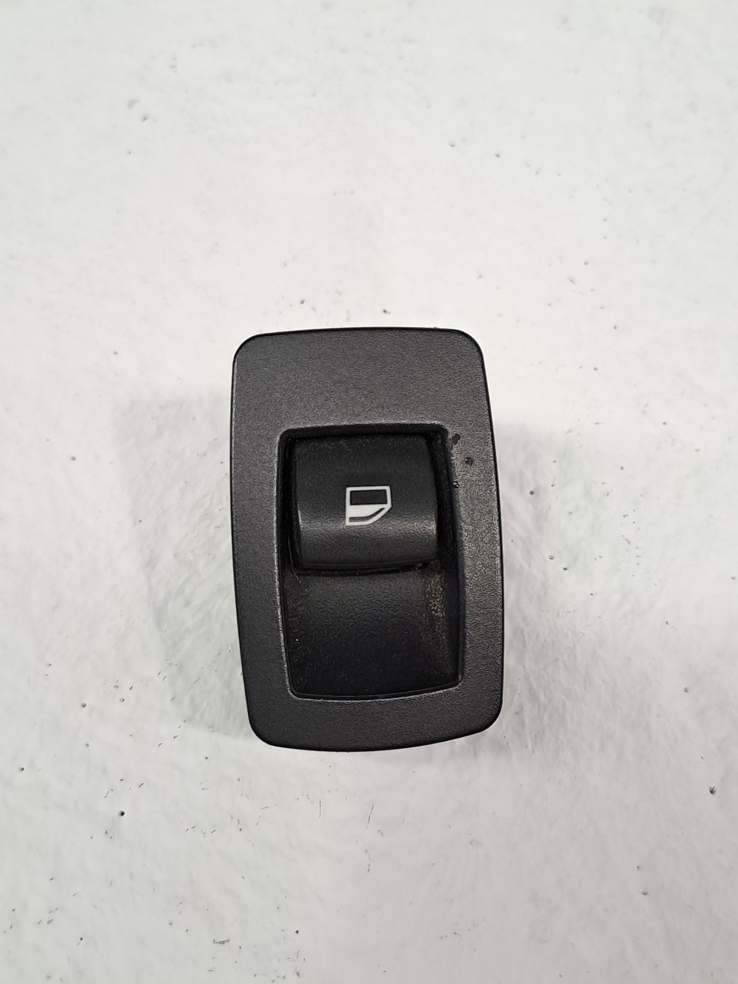 Front Right Window Switch BMW X3 (E83)