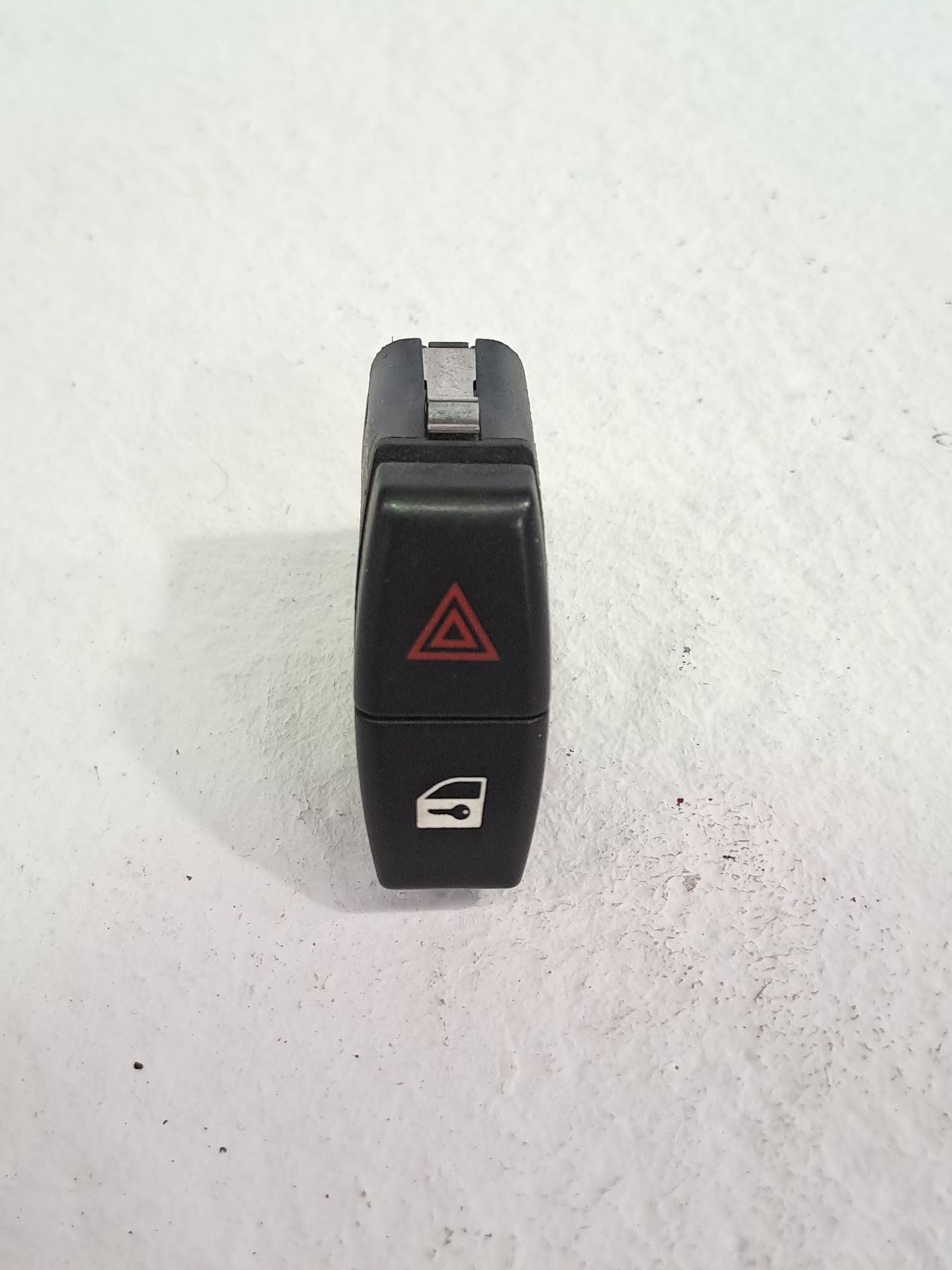 WARNING BMW X3 (E83)