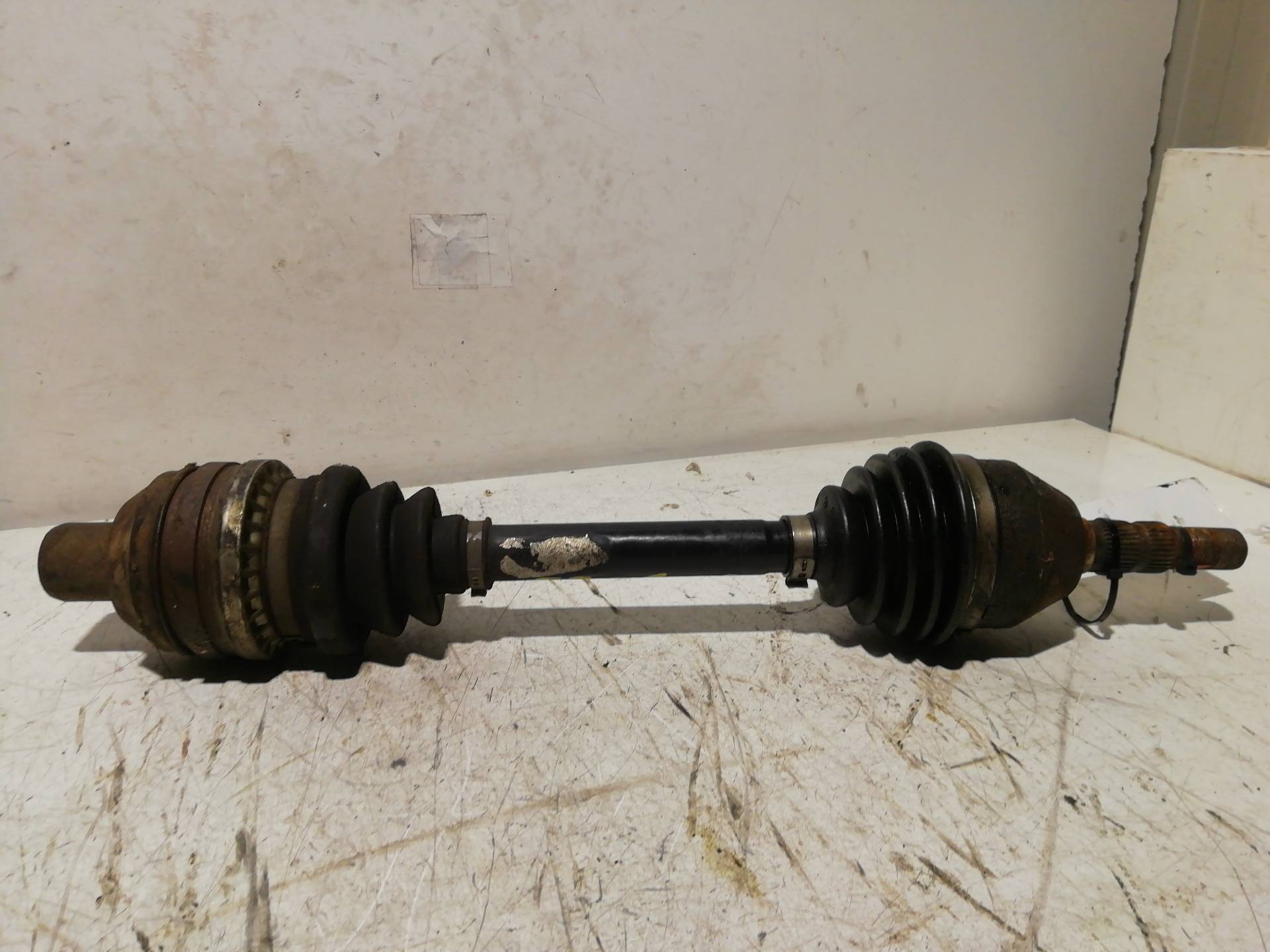 Antriebswelle vorne links OPEL ASTRA H CARAVAN