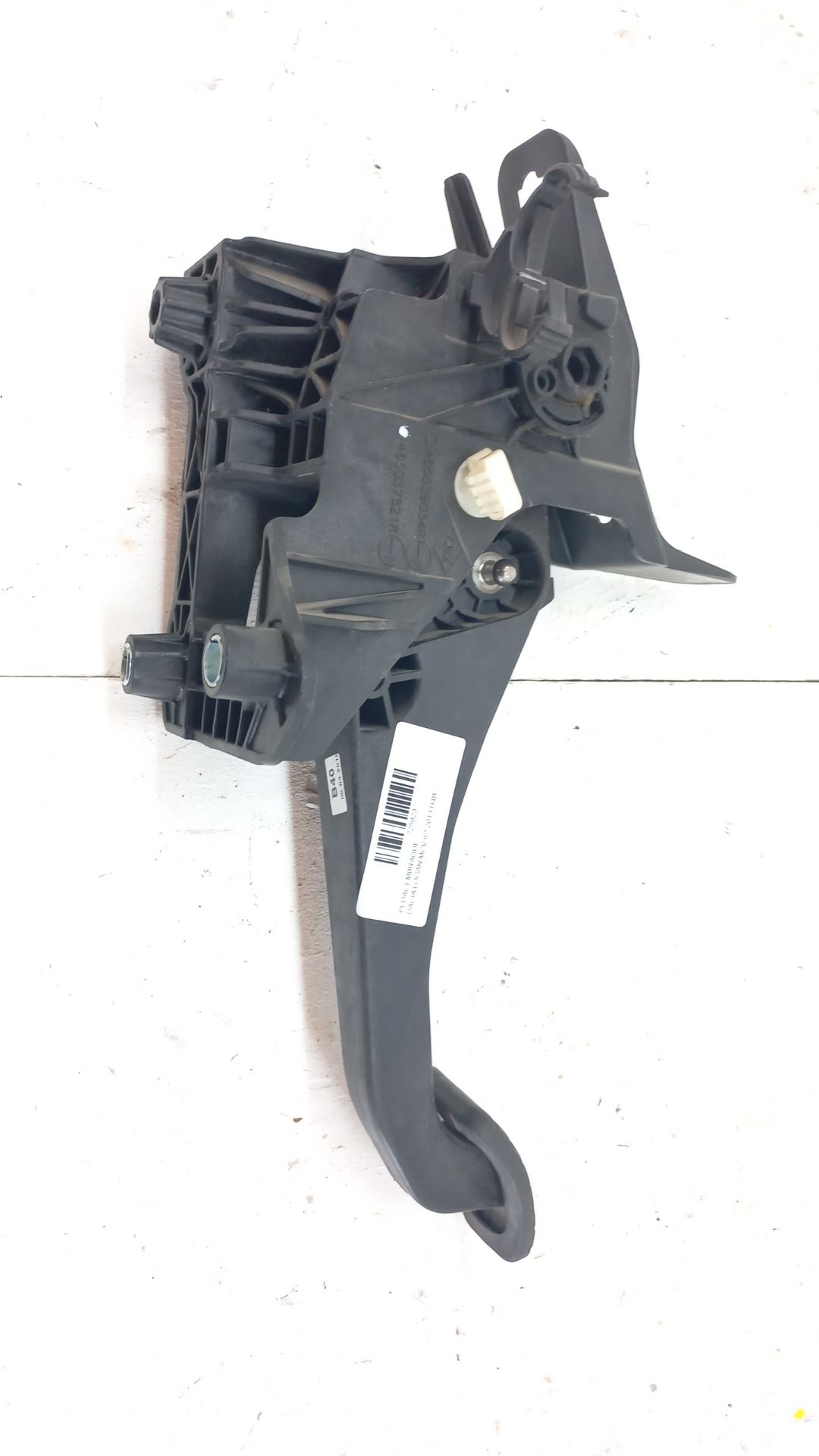 Pedal da embreagem DACIA LOGAN MCV II