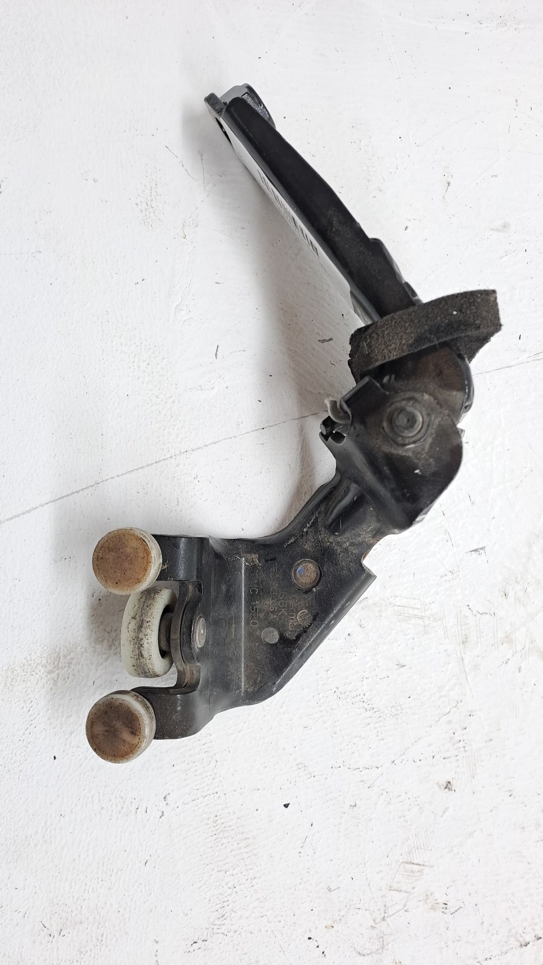 Sliding door support / guide VOLKSWAGEN TRANSPORTER T5 AUTOBÚS (7HB, 7HJ, 7EB, 7EJ)