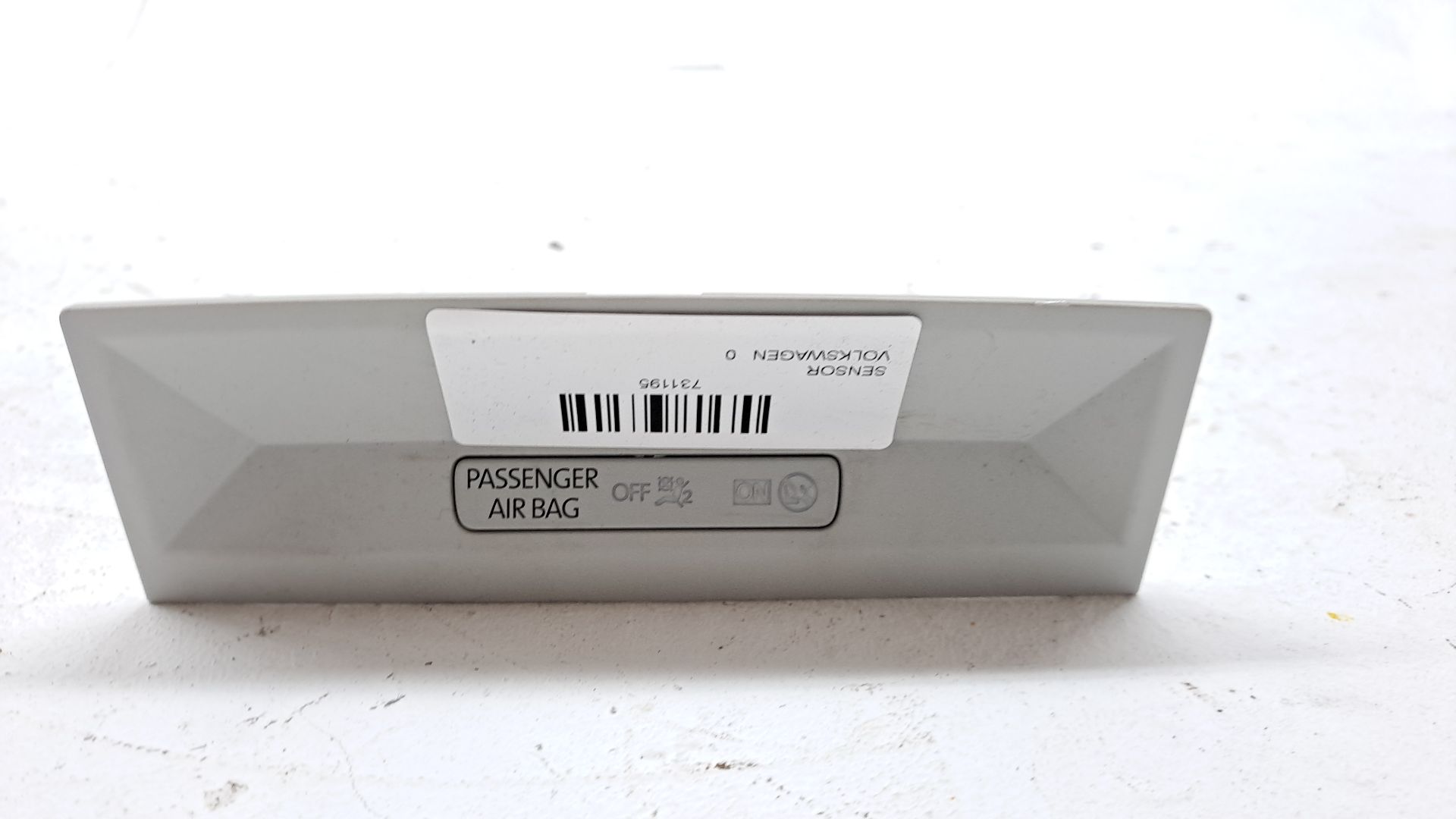 Sensor VOLKSWAGEN TRANSPORTER T5 AUTOBÚS (7HB, 7HJ, 7EB, 7EJ)