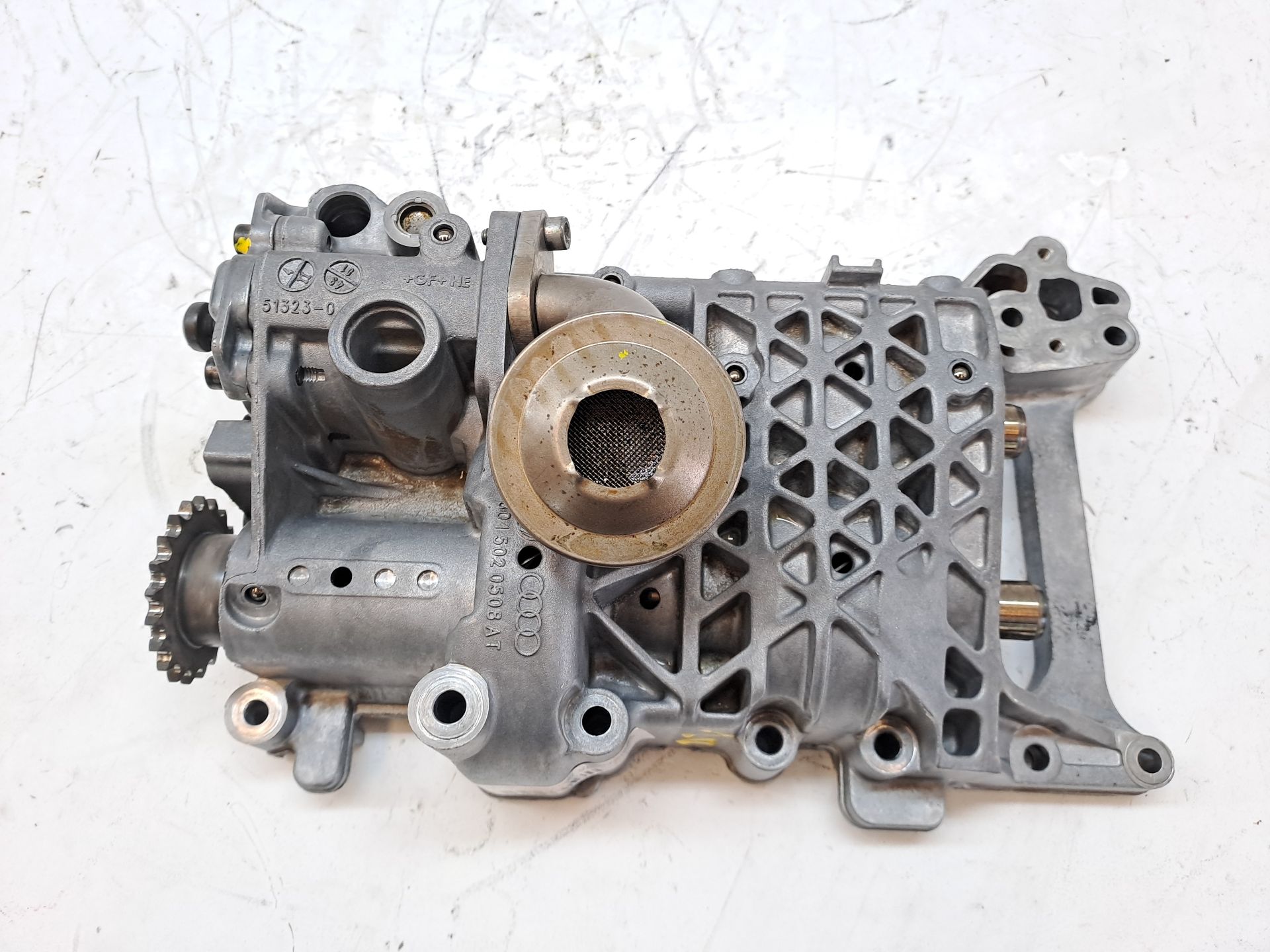 Oil Pump AUDI A4 AVANT (8E)