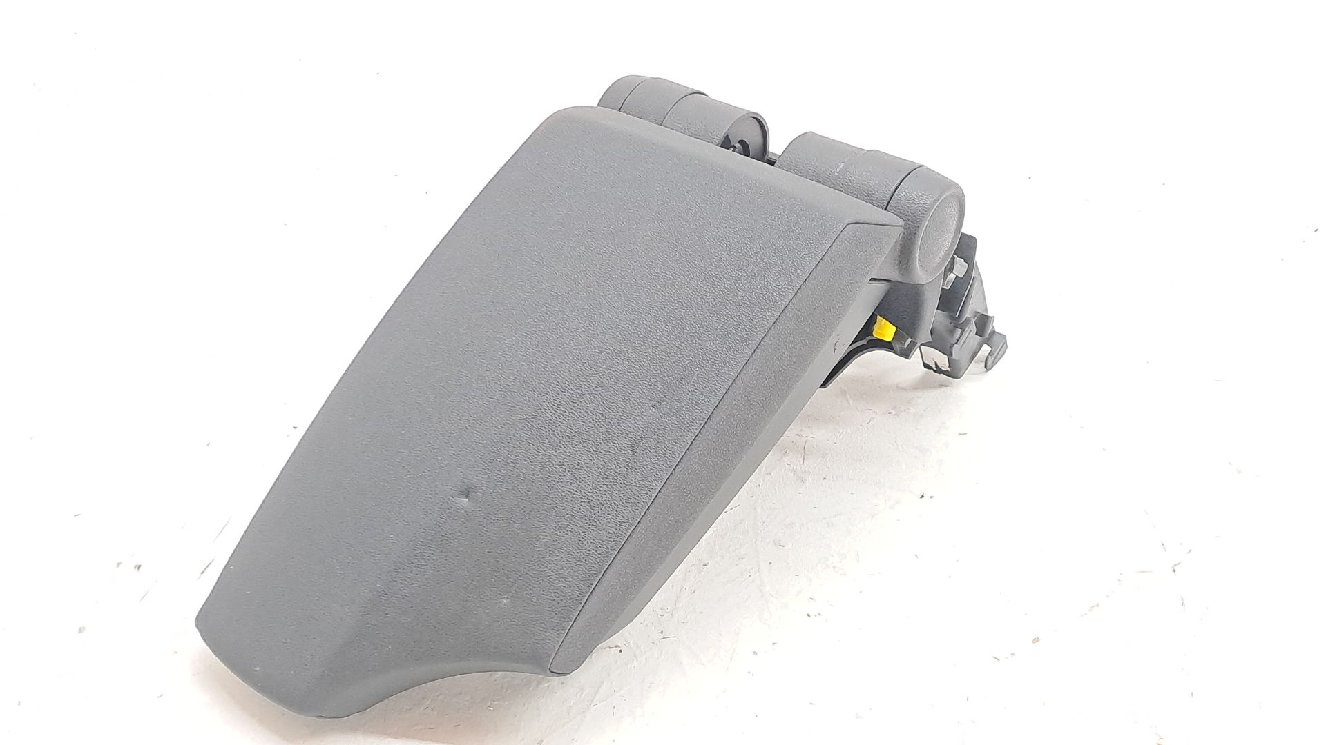 Bracciolo centrale BMW SERIE 1 BERLINA (E81/E87)