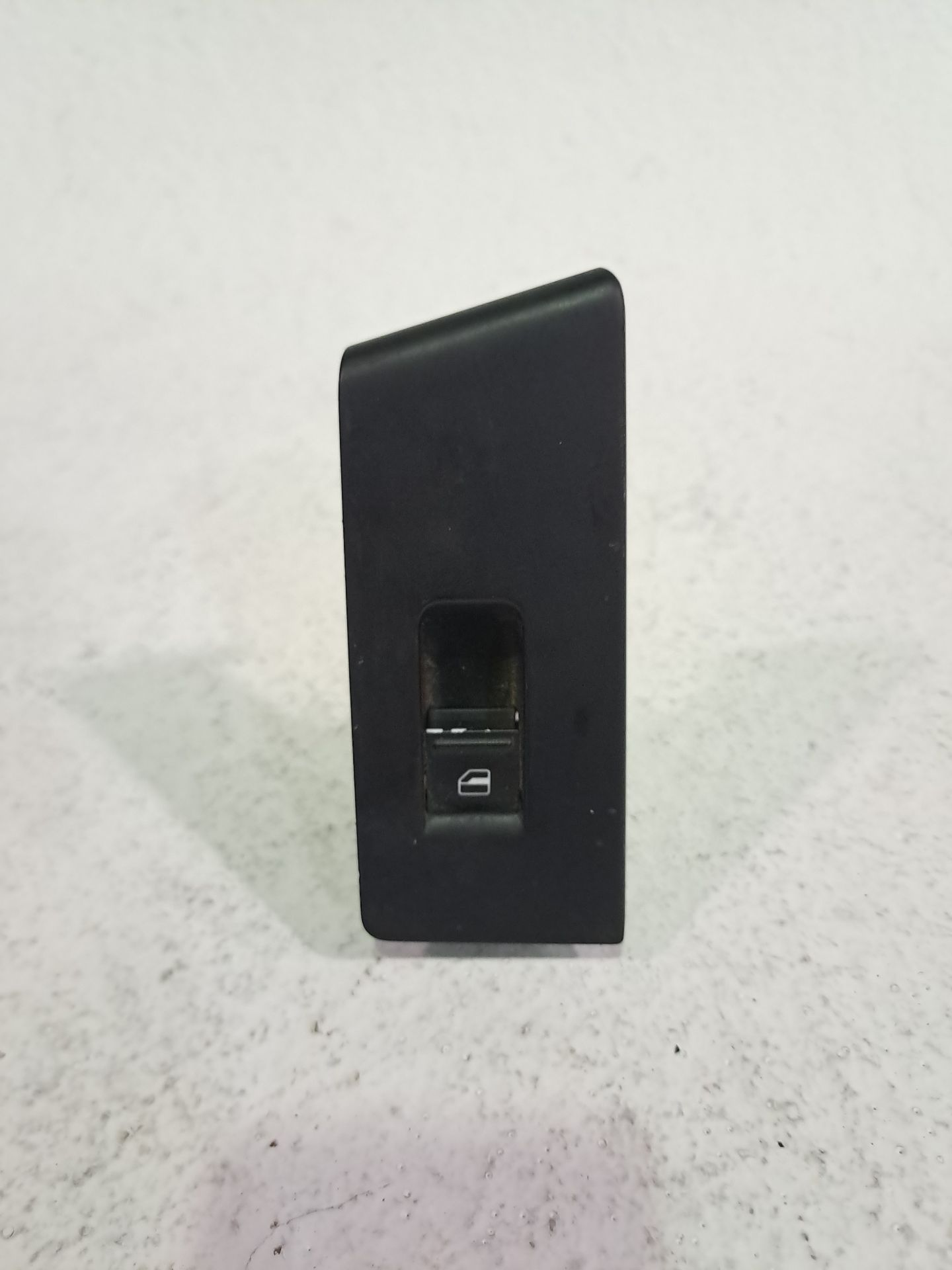 MANDO ELEVALUNAS TRASERO DERECHO VOLKSWAGEN PASSAT VARIANT (3G5)