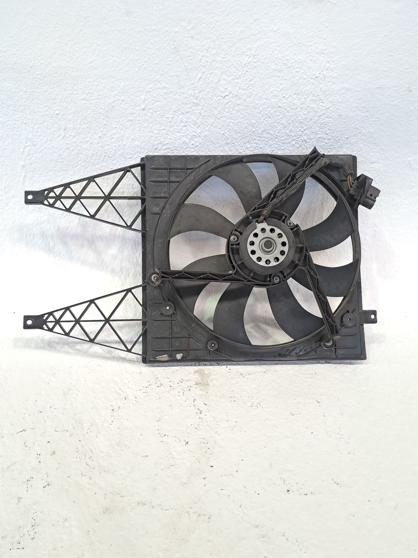 Radiator fan SEAT CORDOBA (6K1, 6K2)