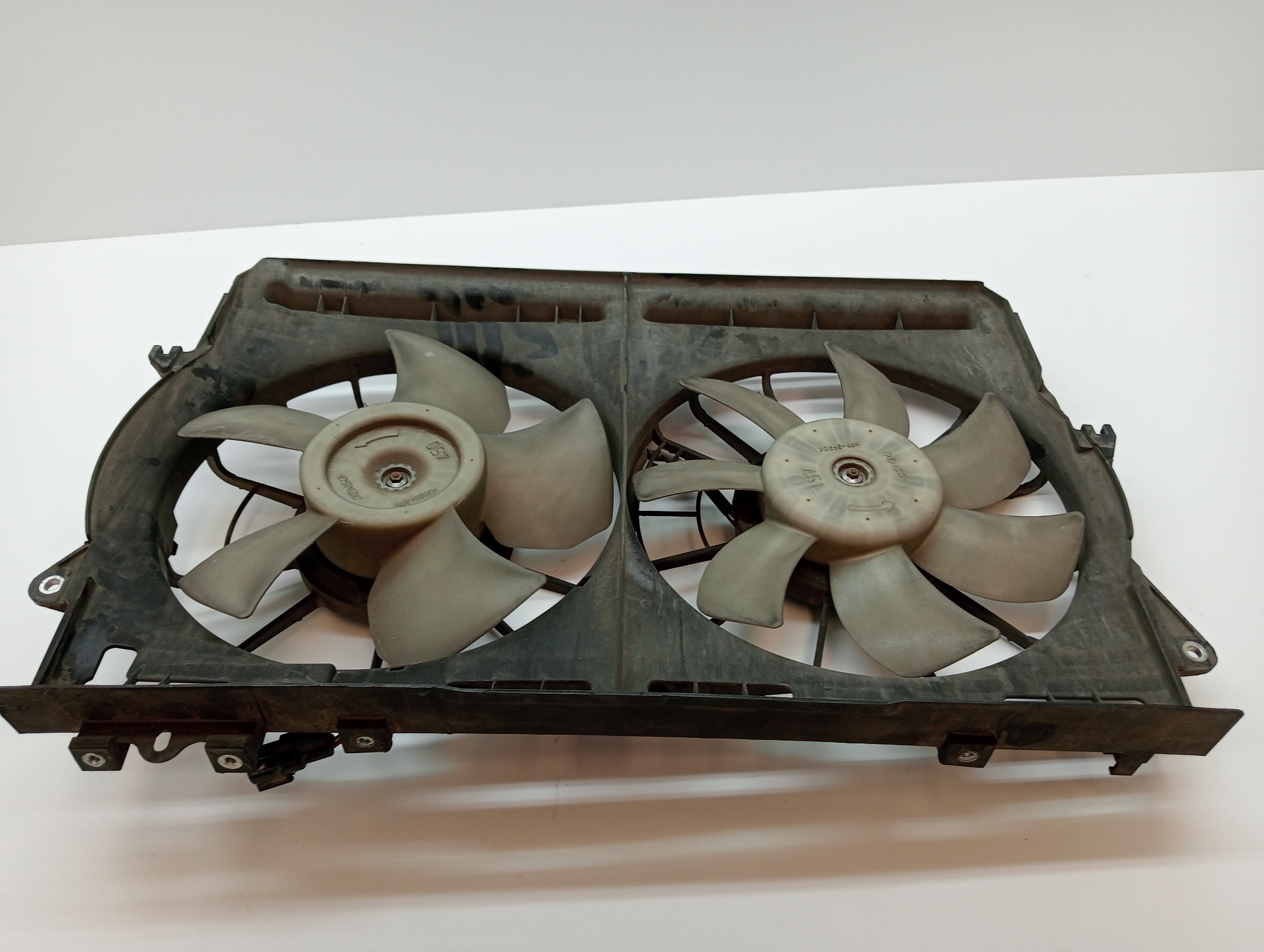 ELECTROVENTILADOR TOYOTA COROLLA VERSO (R1)