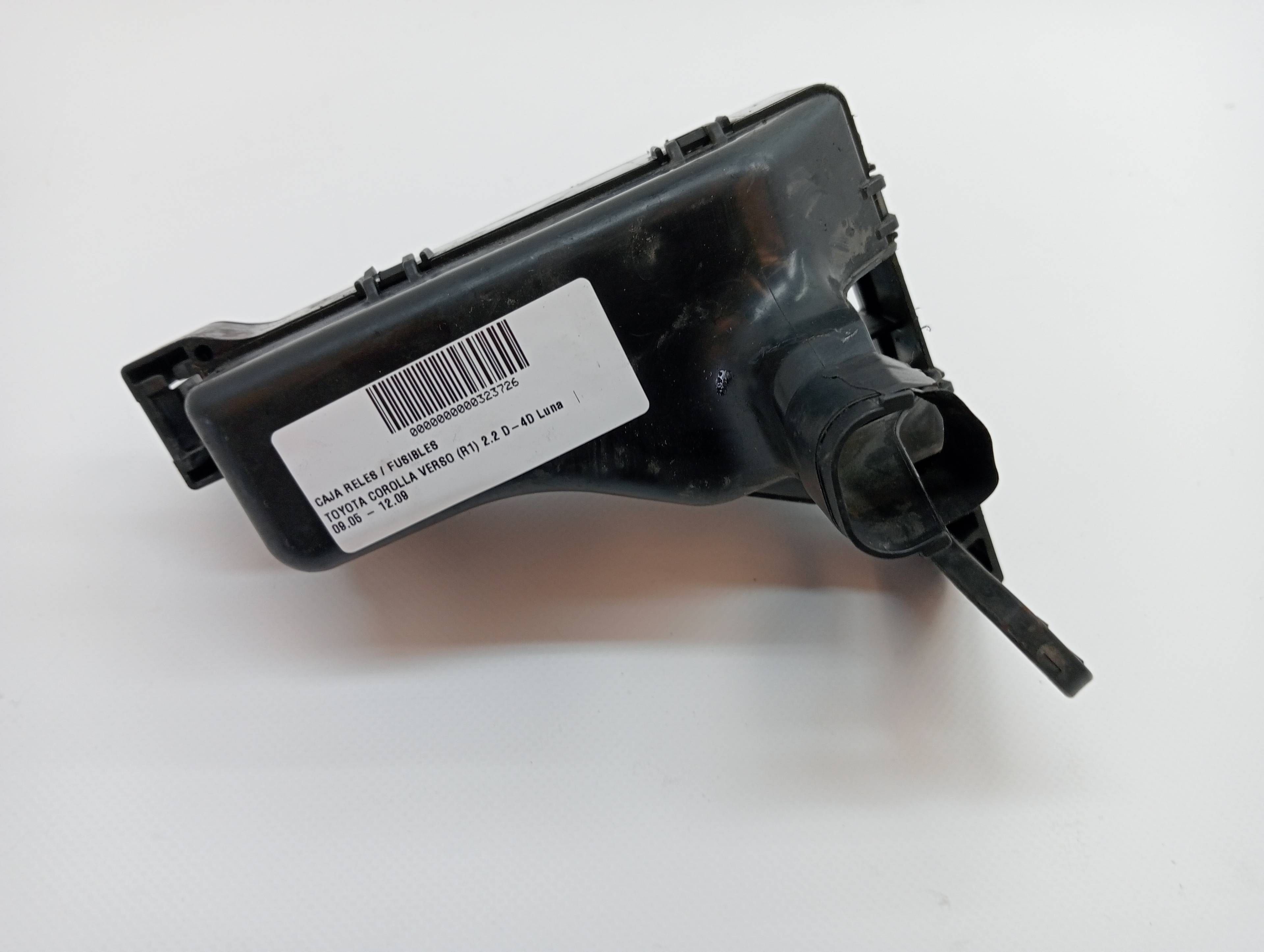 Sicherungs-/Relaiskasten TOYOTA COROLLA VERSO (R1)