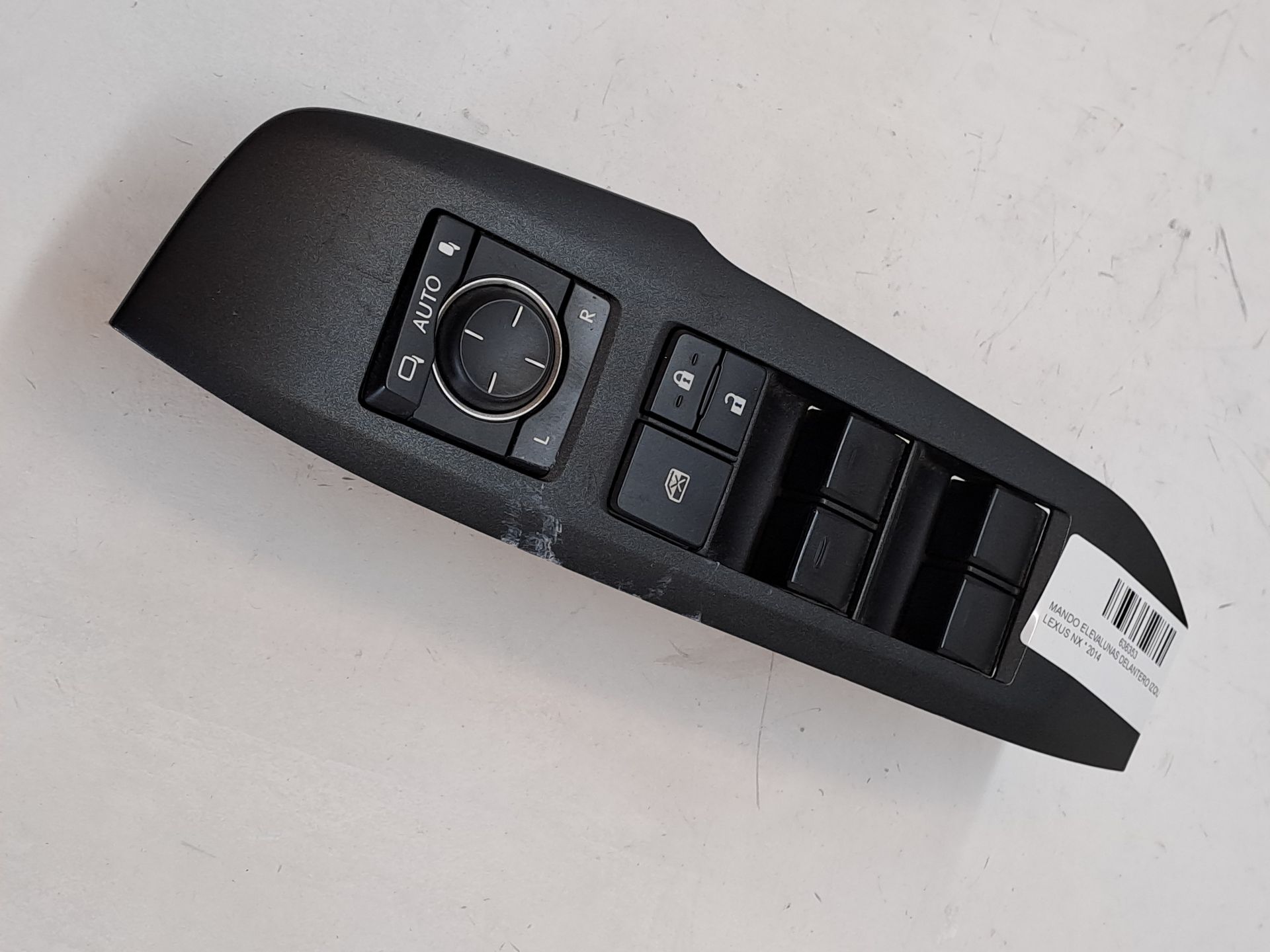 MANDO ELEVALUNAS DELANTERO IZQUIERDO LEXUS NX