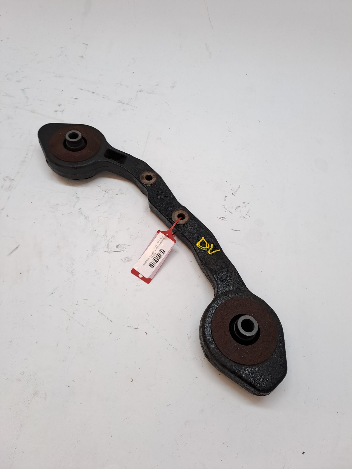 Sliding door support / guide LEXUS NX