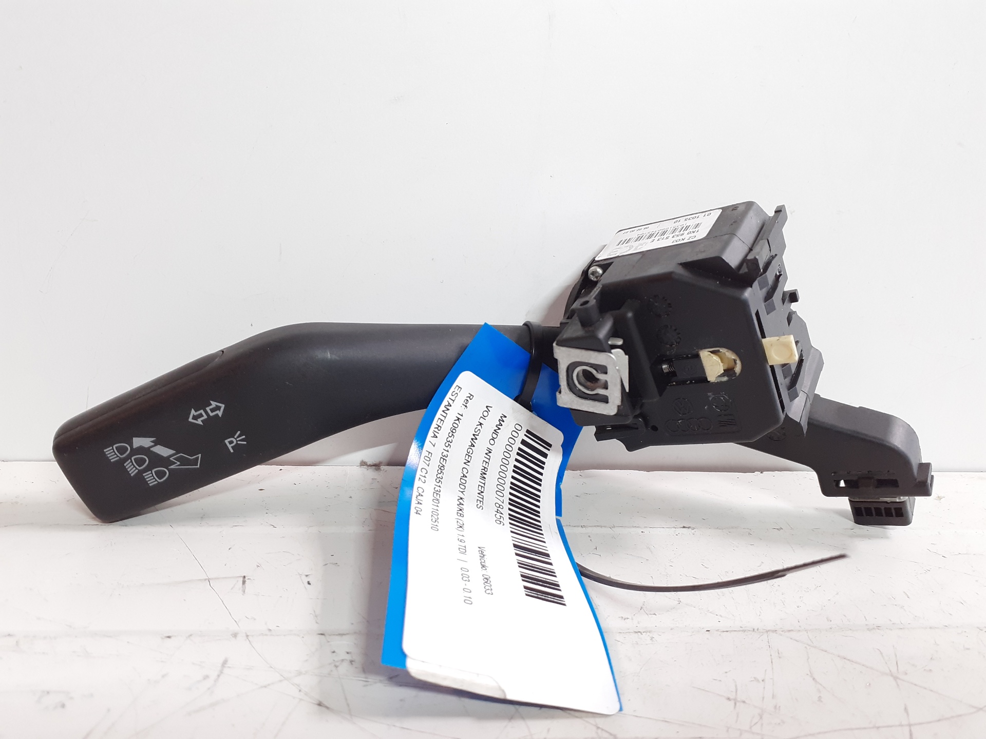 Commande de clignotants VOLKSWAGEN CADDY KA/KB (2K)