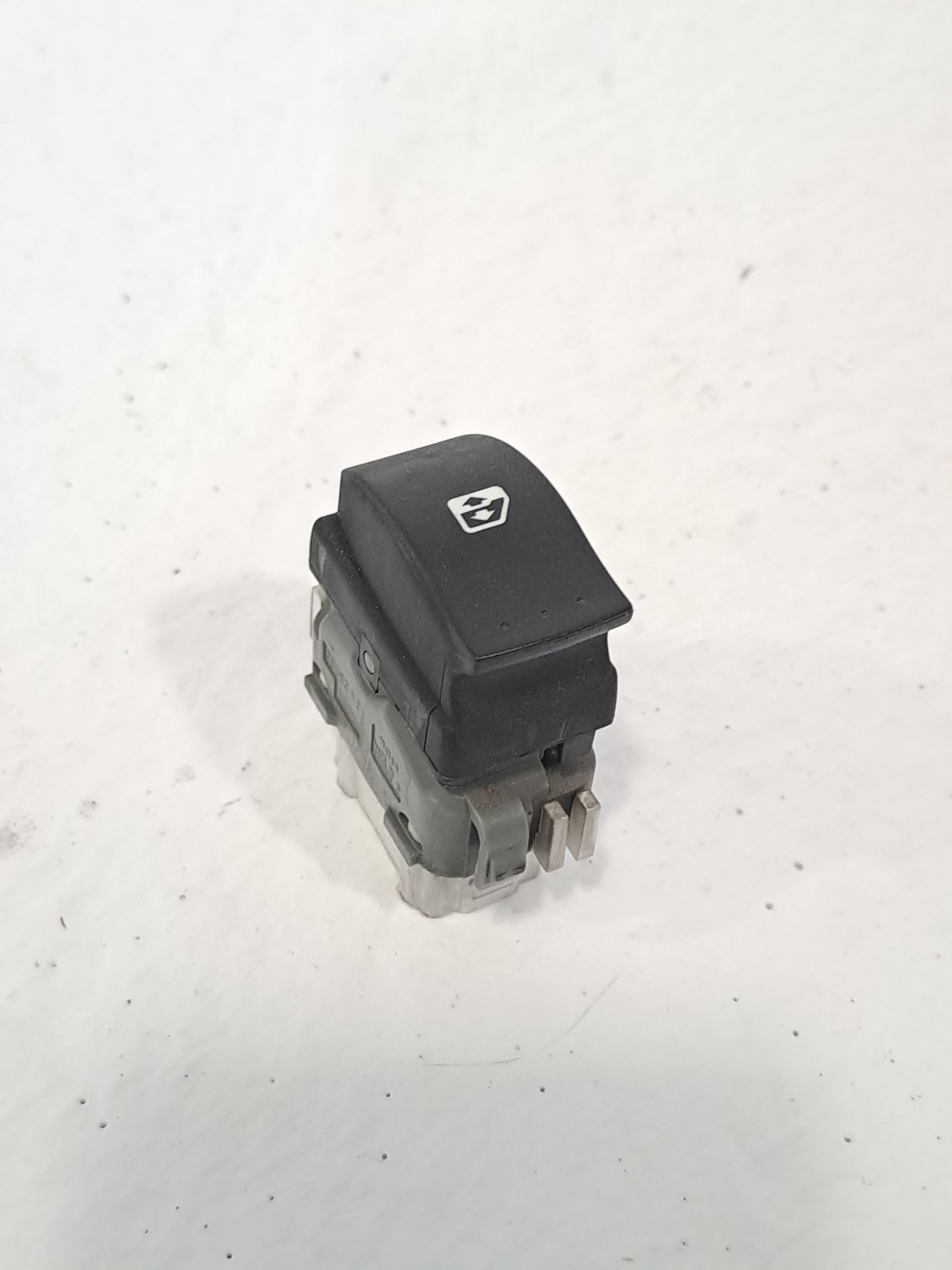 Comando vidro elétrico traseiro esquerdo RENAULT ESPACE IV (JK0/1_)