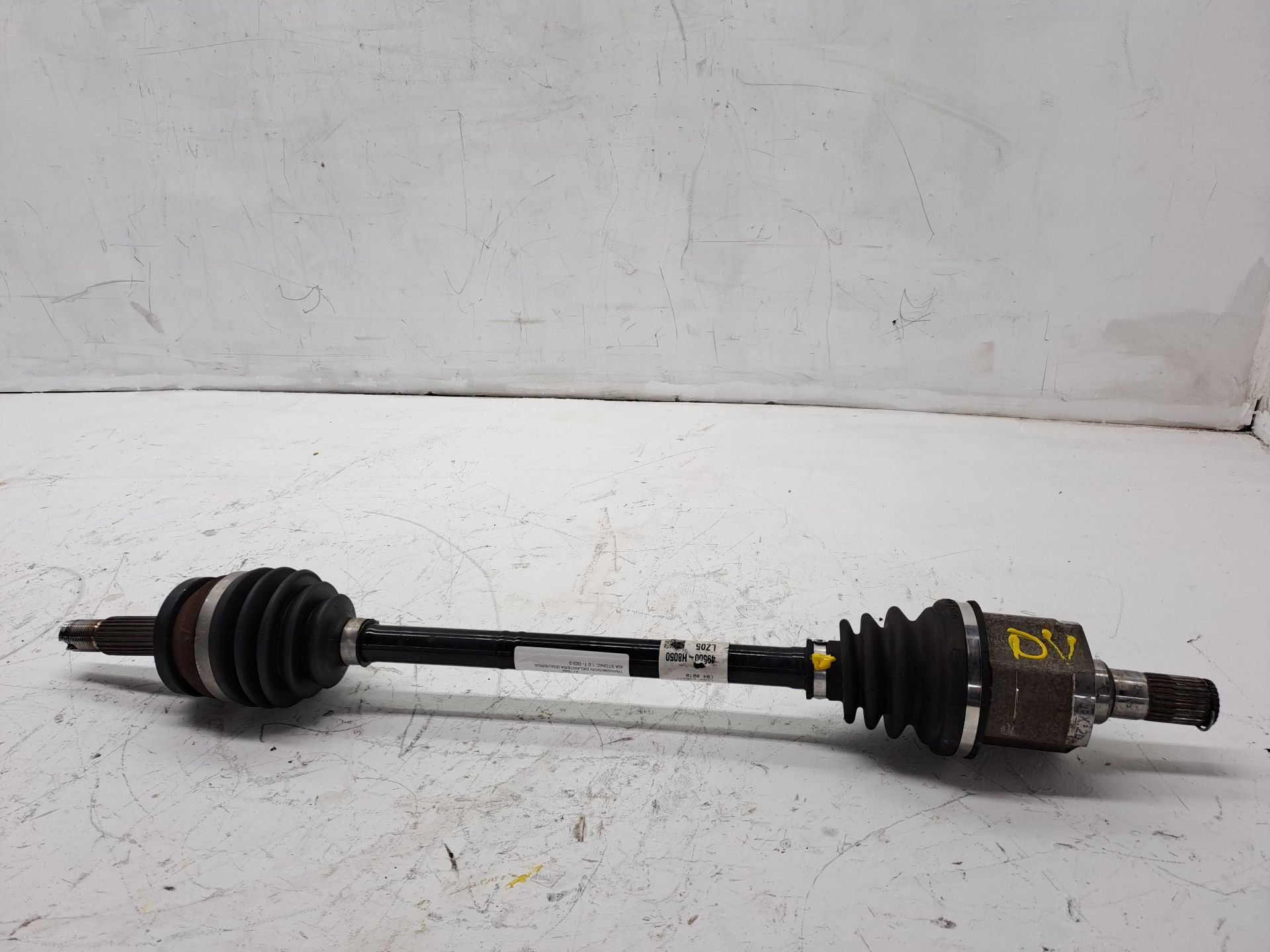 Front left driveshaft KIA STONIC