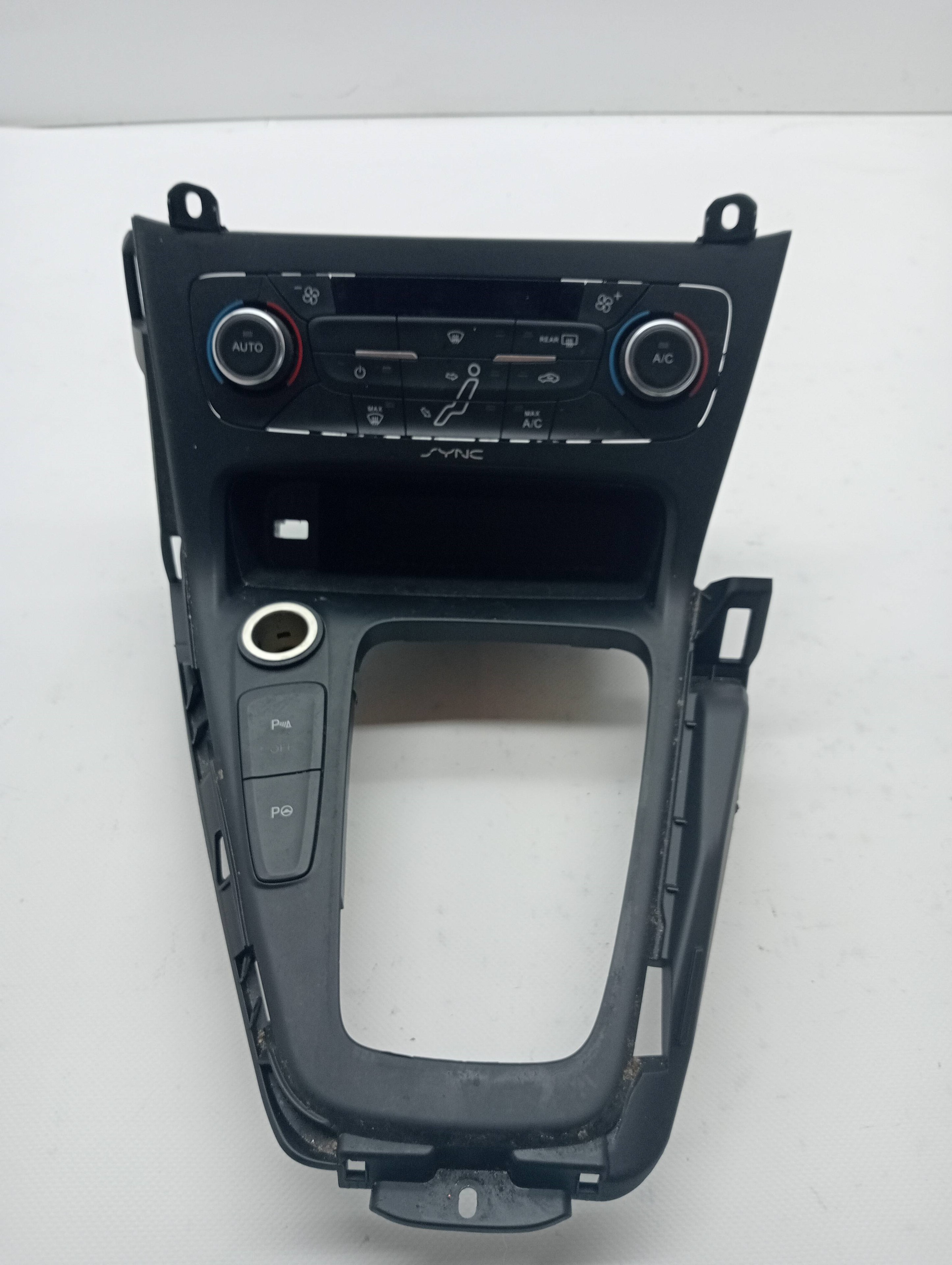 OTROS FORD FOCUS TURN. (CB8)