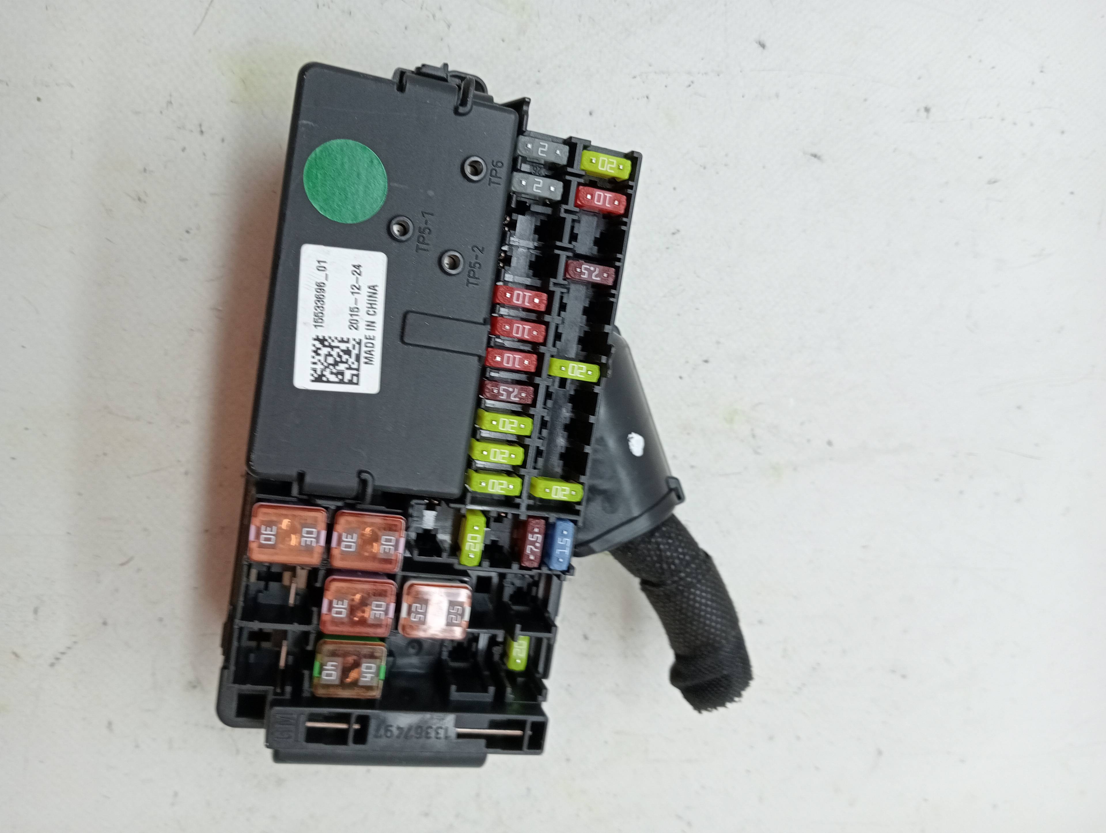 caja reles / fusibles - Imagen 1