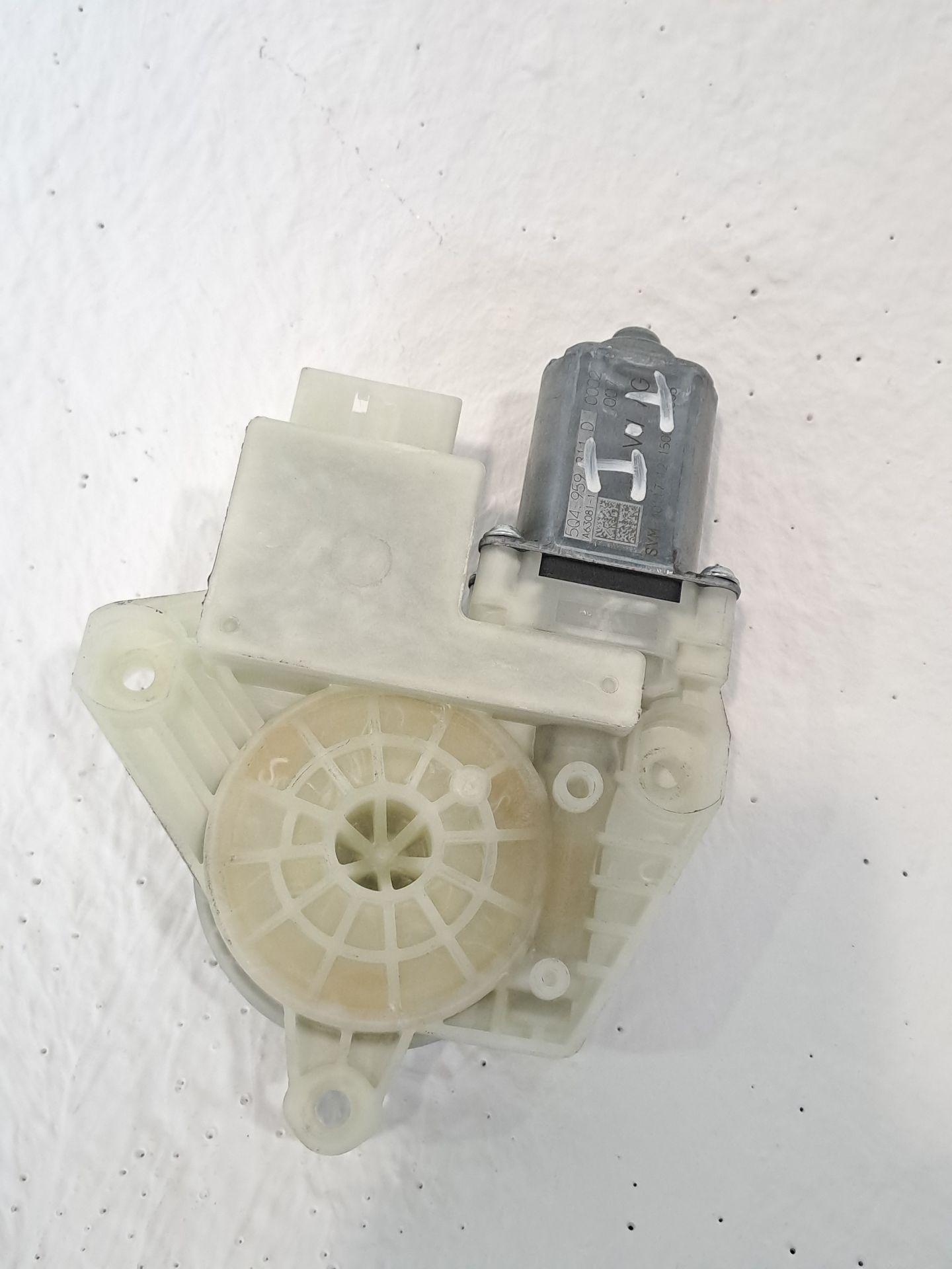 Motor vidro elétrico traseiro esquerdo VOLKSWAGEN GOLF VII LIM. (BQ1)