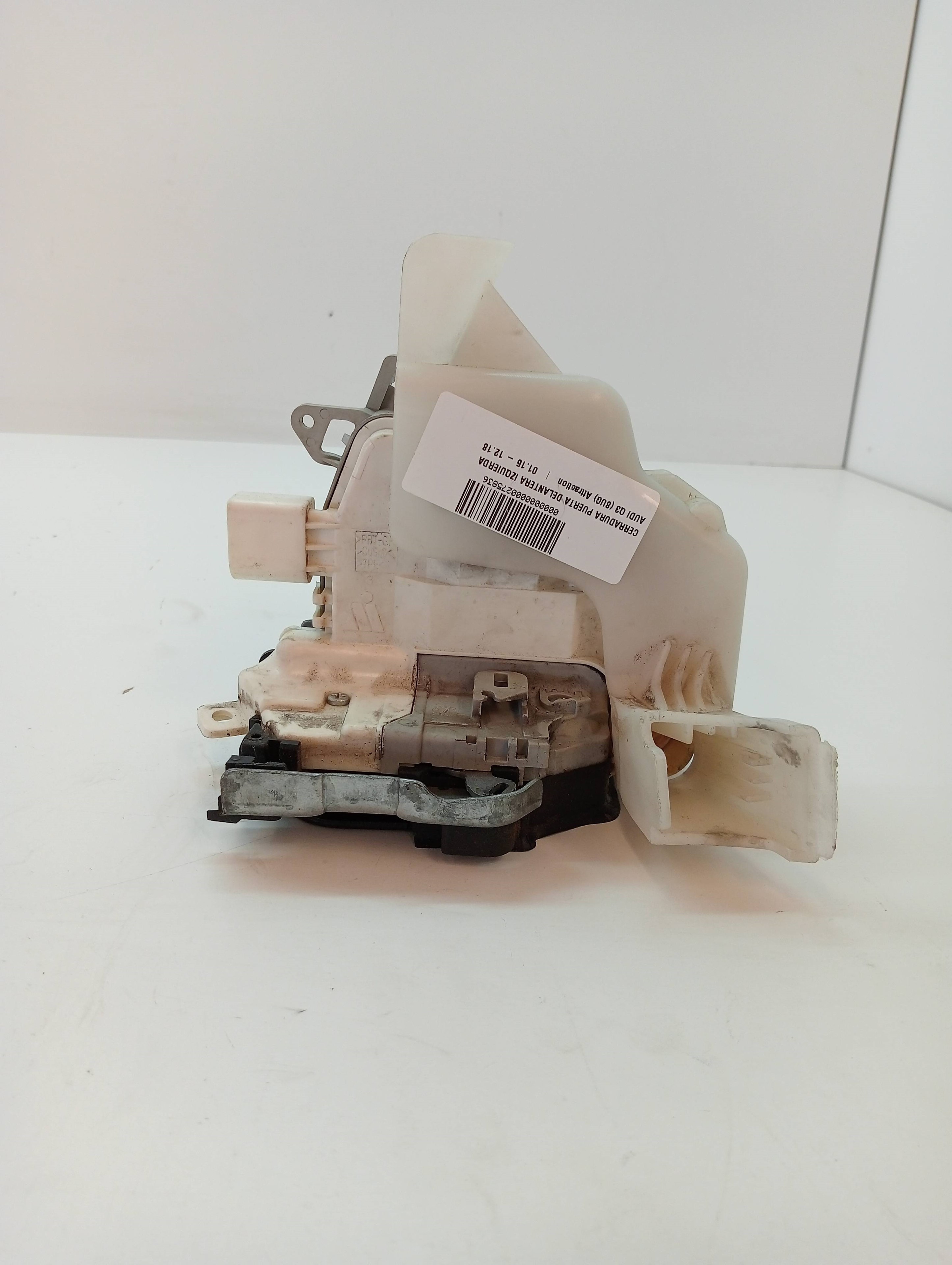 Front left door lock AUDI Q3 (8UG)