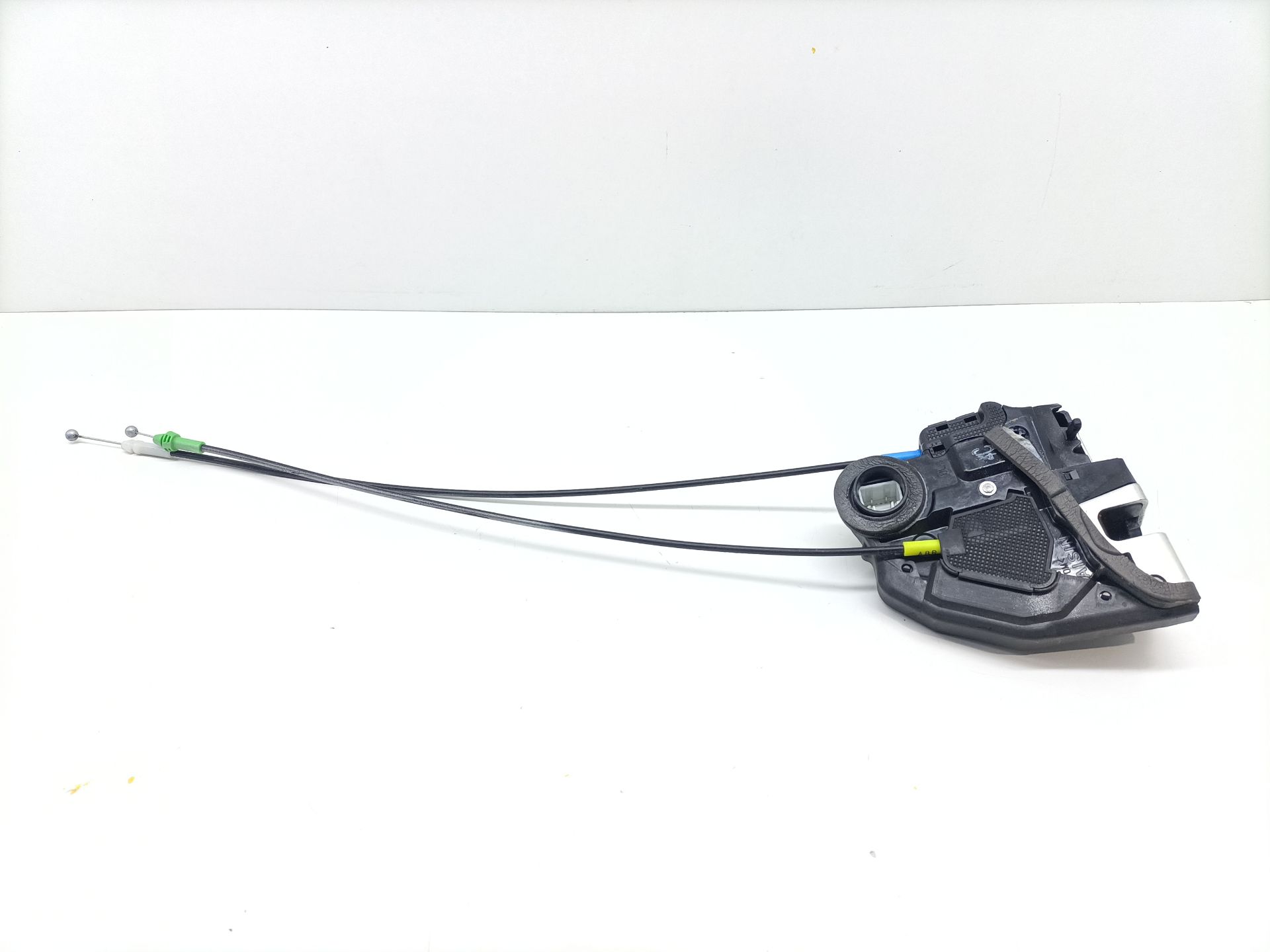 Rear left door lock TOYOTA AURIS
