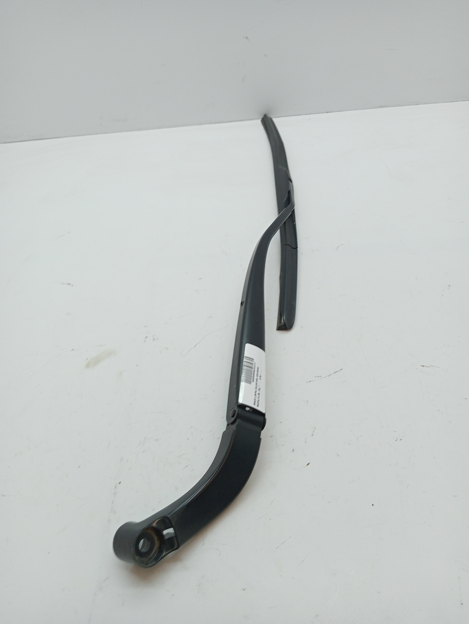 Front Left Wiper Arm MAZDA 3 (BM, BN)