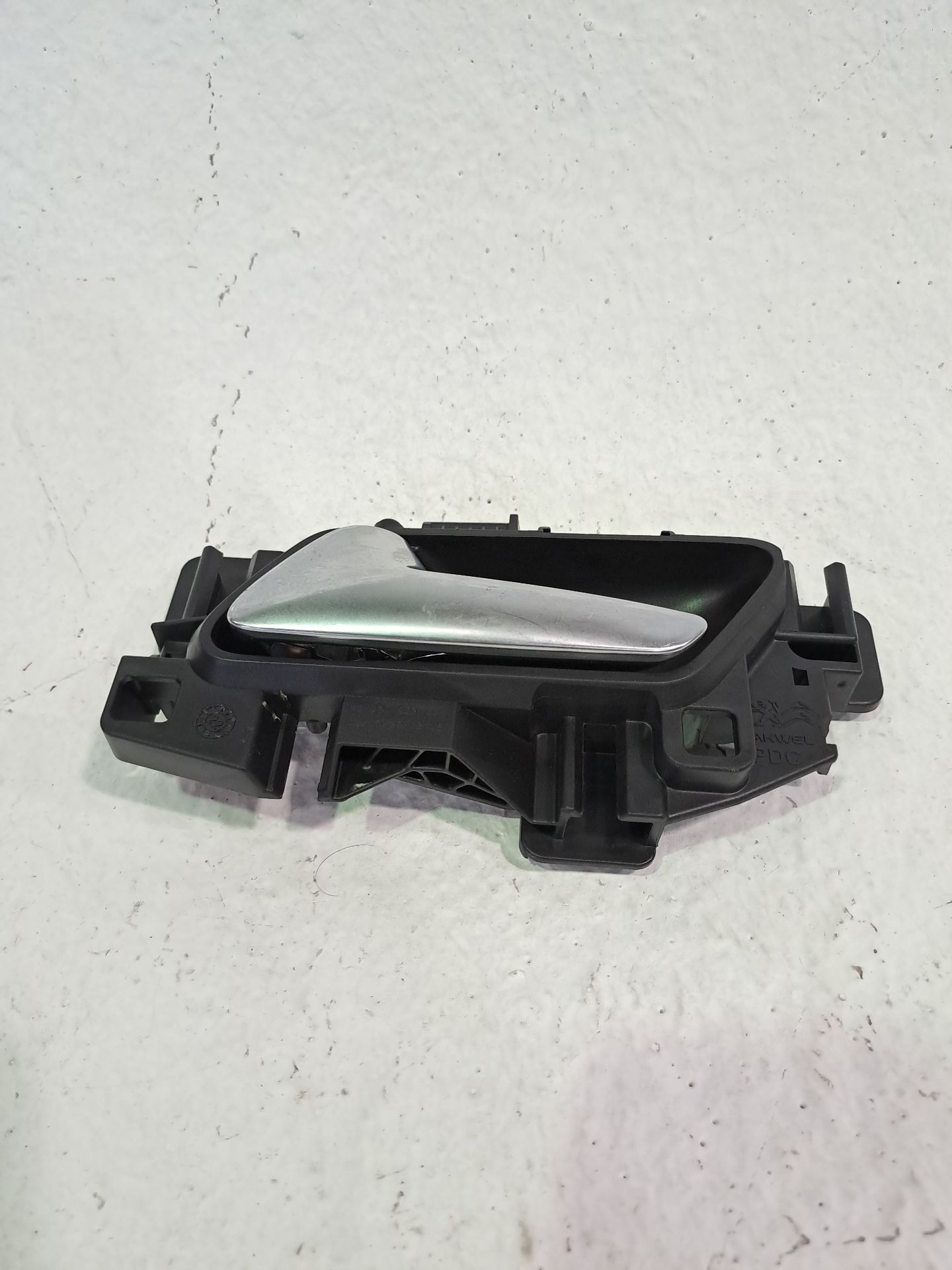 Puxador interno traseiro esquerdo OPEL CORSA F