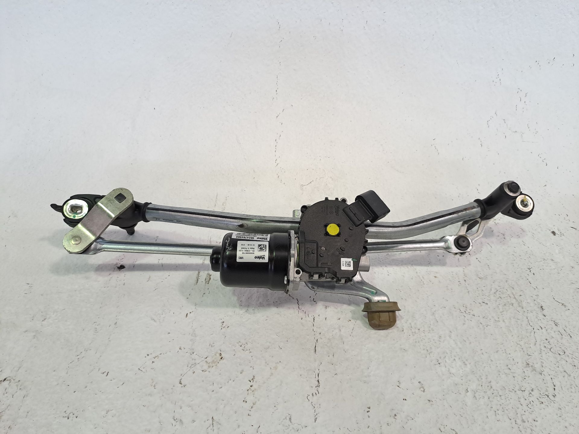 Scheibenwischermotor vorne OPEL CORSA F
