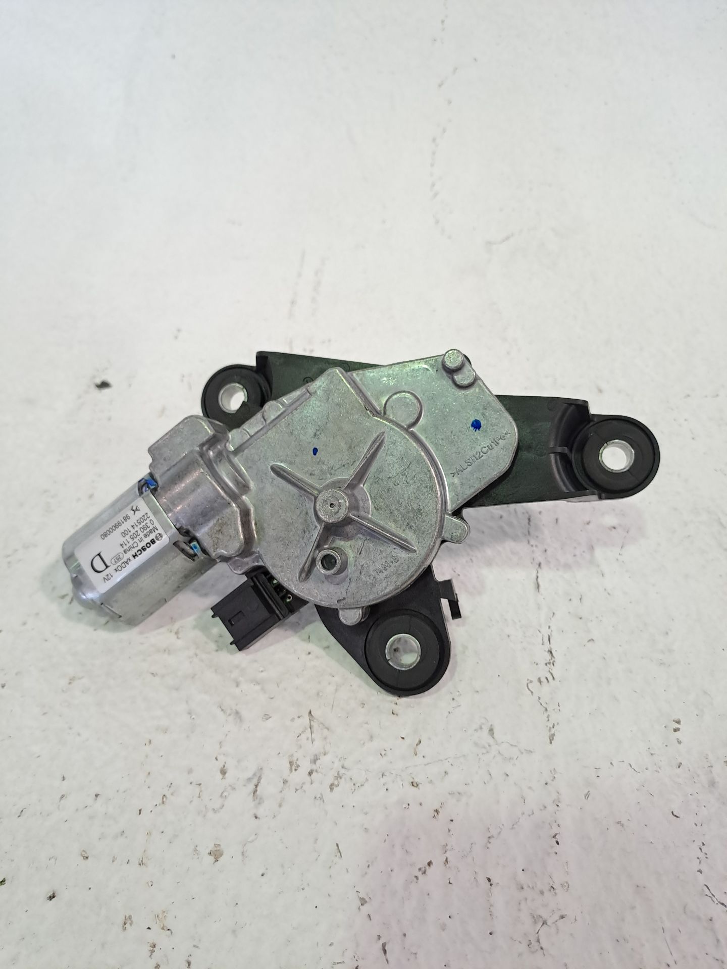 Scheibenwischermotor hinten OPEL CORSA F