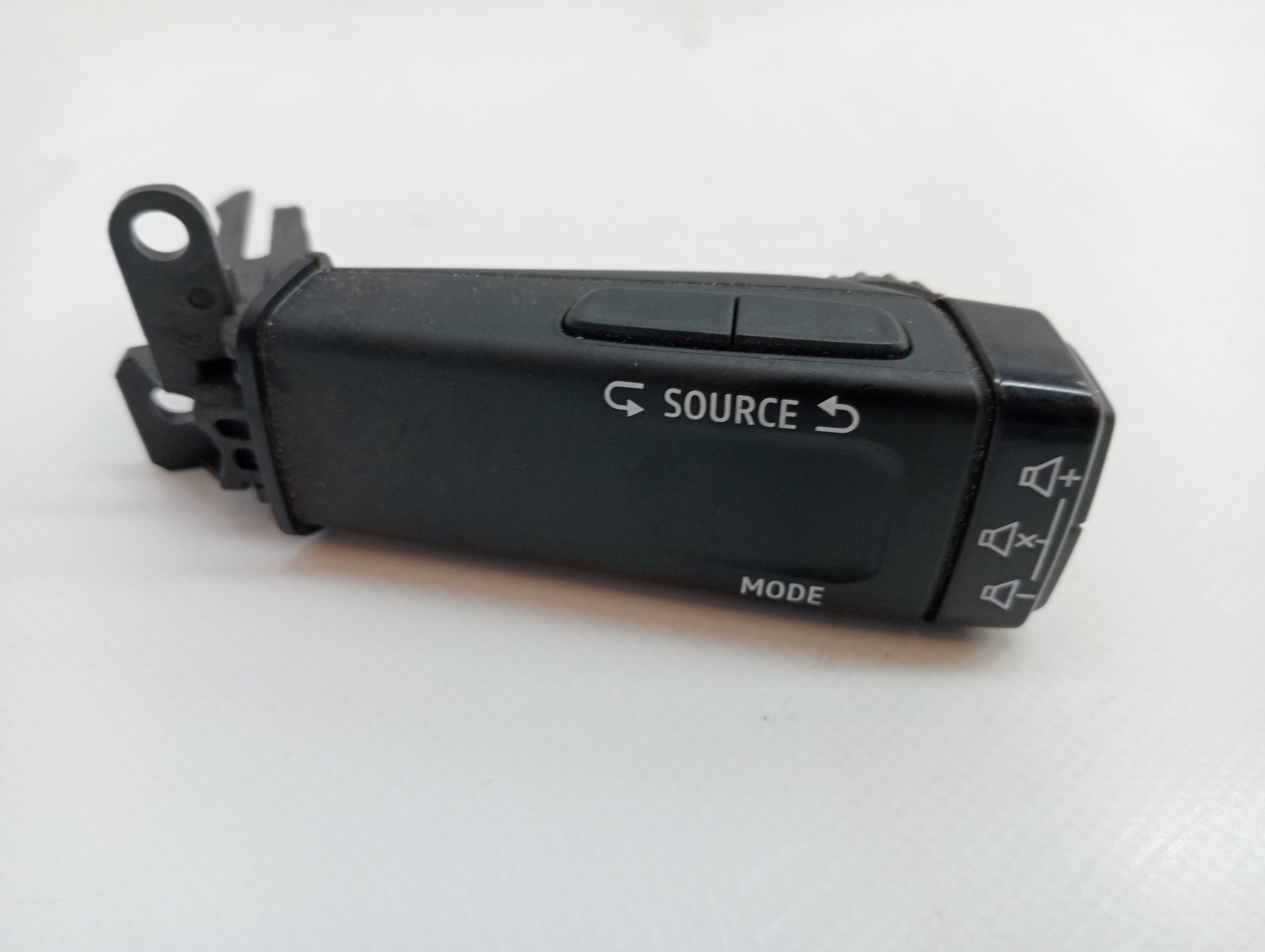 Módulo conforto RENAULT CLIO IV