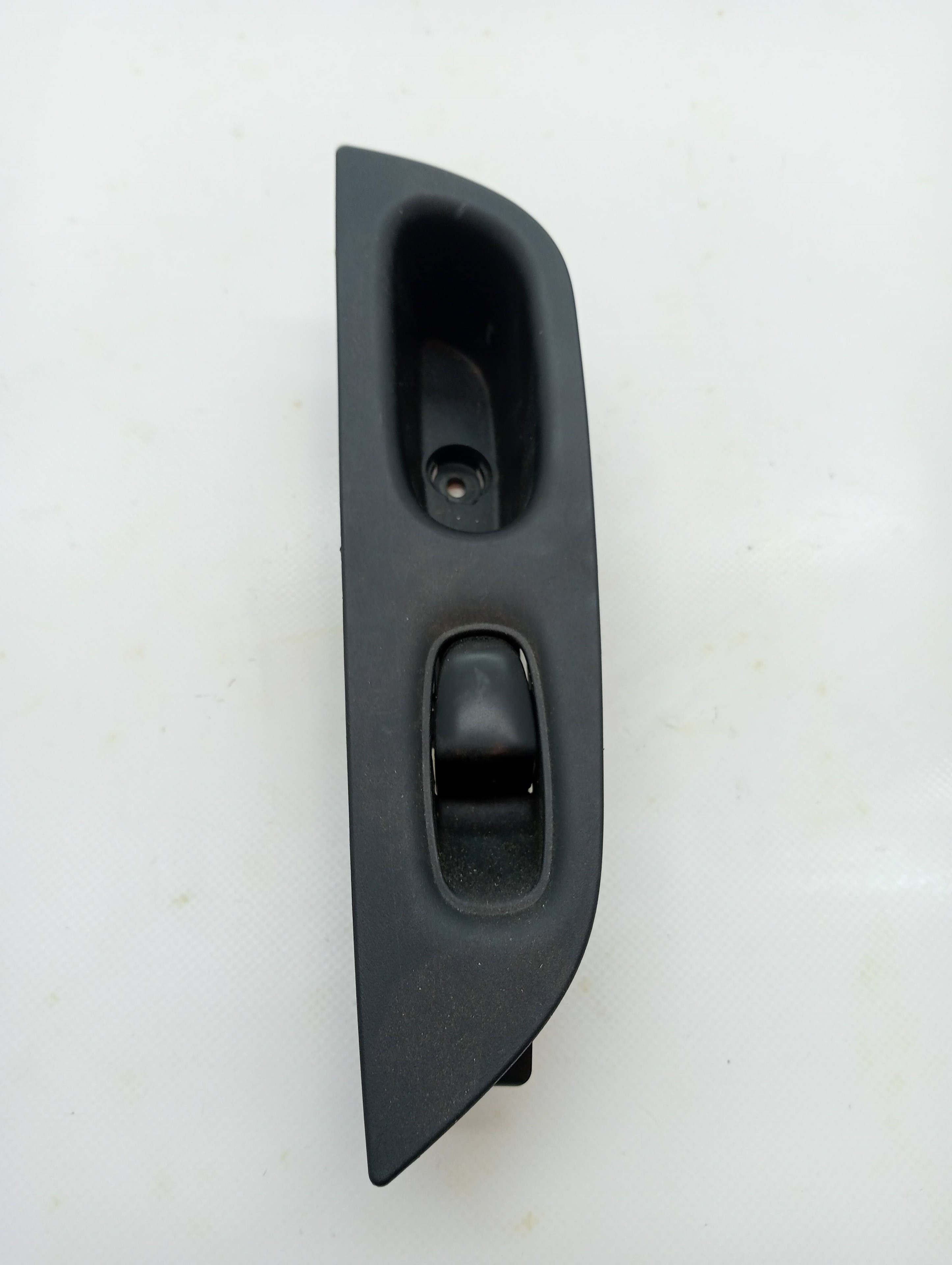 Rear Right Window Switch NISSAN X-TRAIL (T32)
