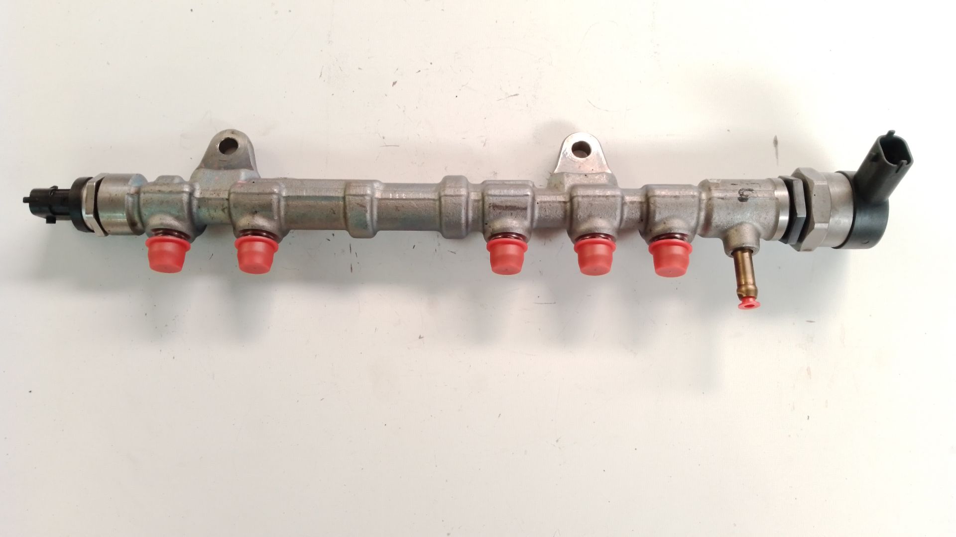 Fuel Rail OPEL CORSA D
