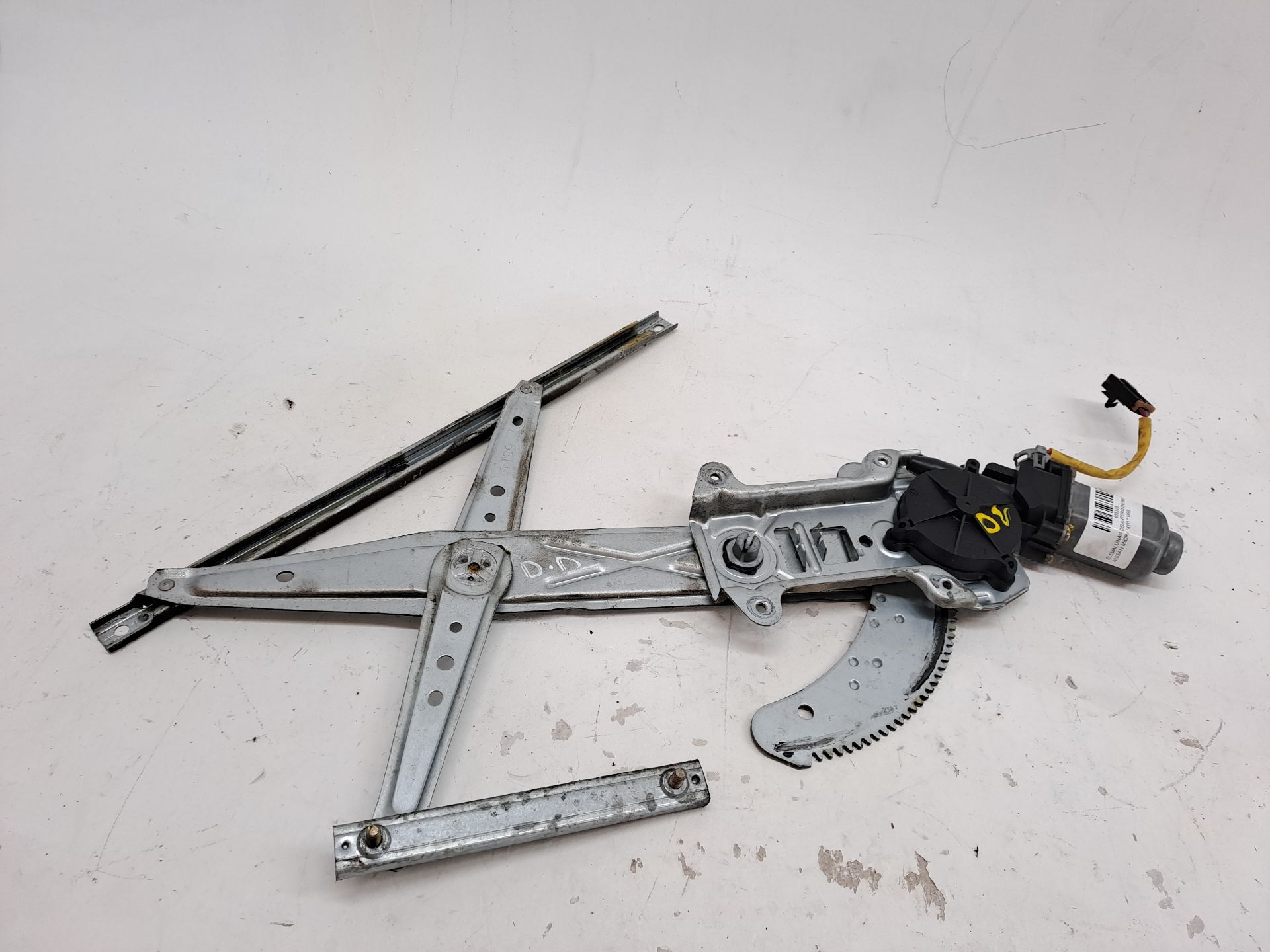 Front right window regulator NISSAN MICRA (K11)