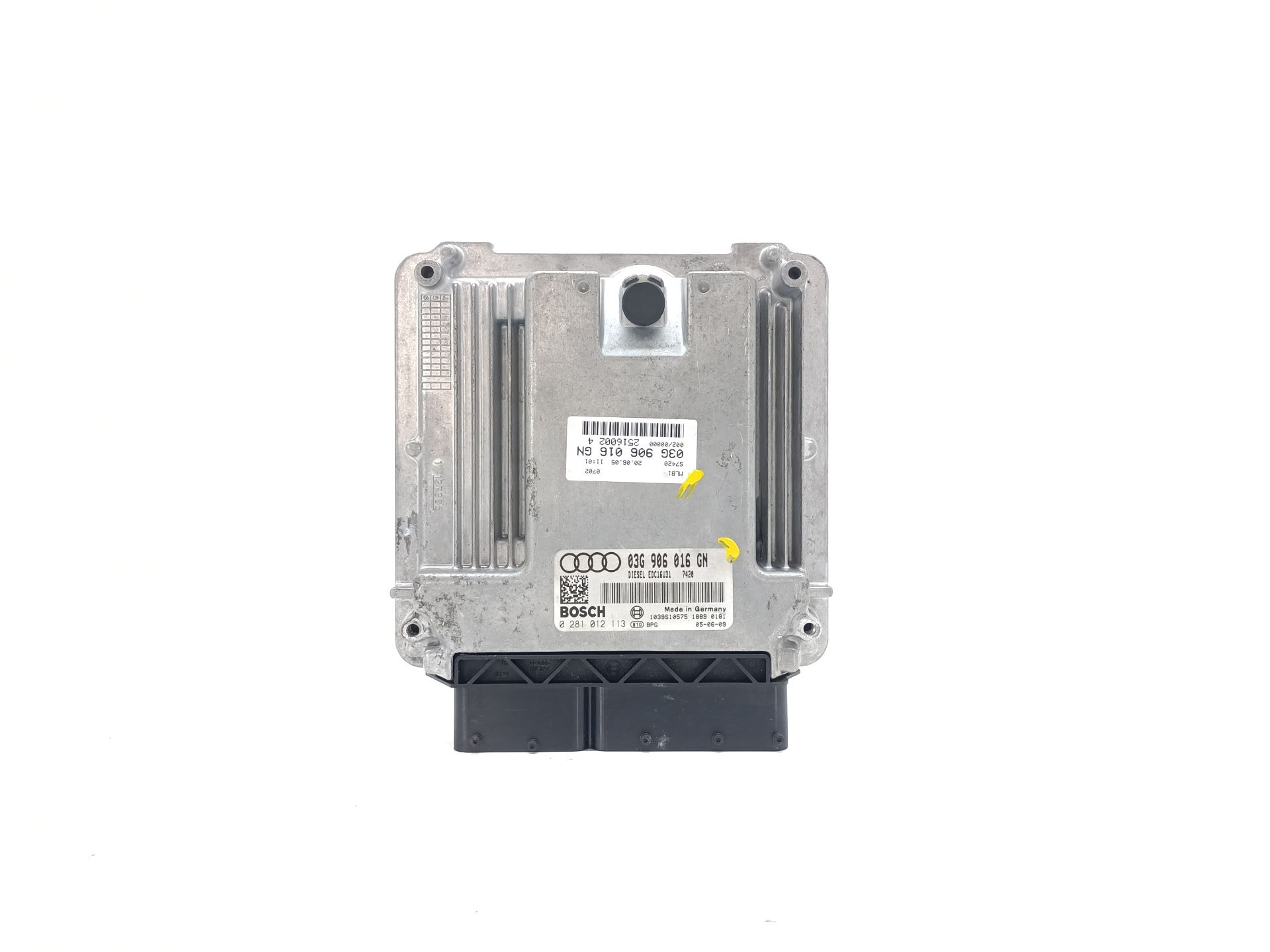 Calculateur moteur AUDI A4 BERLINA (8E)