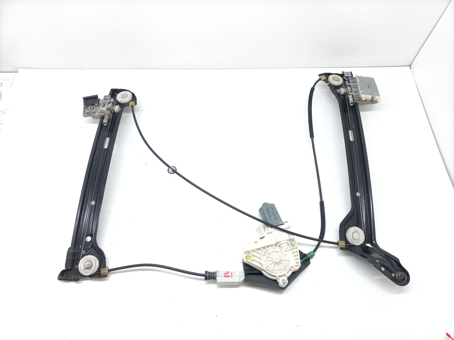 Front left window regulator AUDI S5 COUPE (8T)
