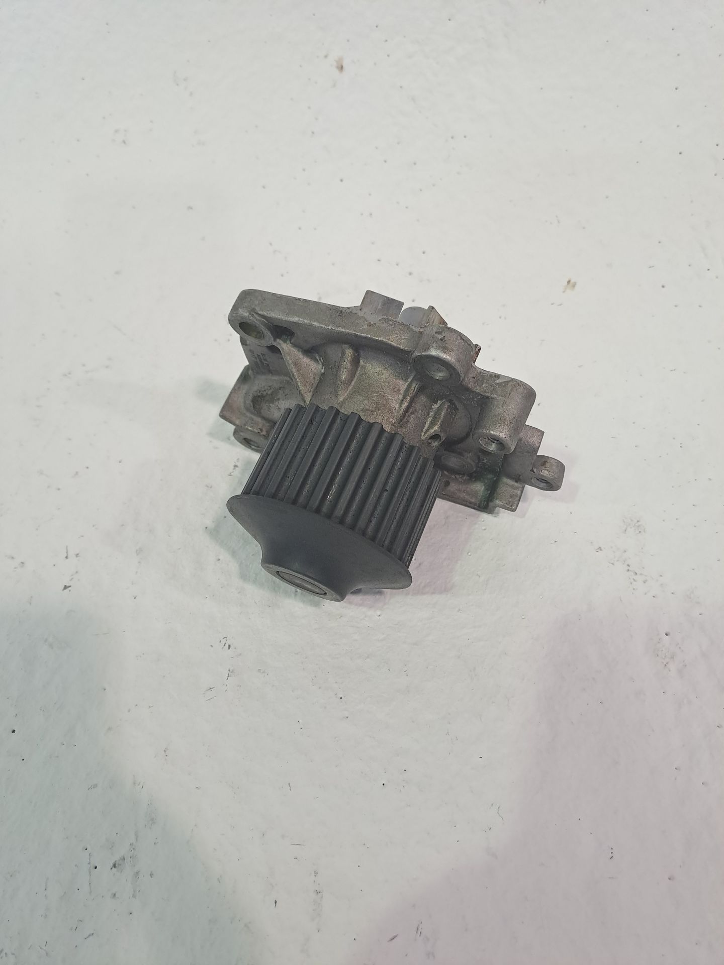 Water Pump MITSUBISHI MONTERO PININ (H60/H70)