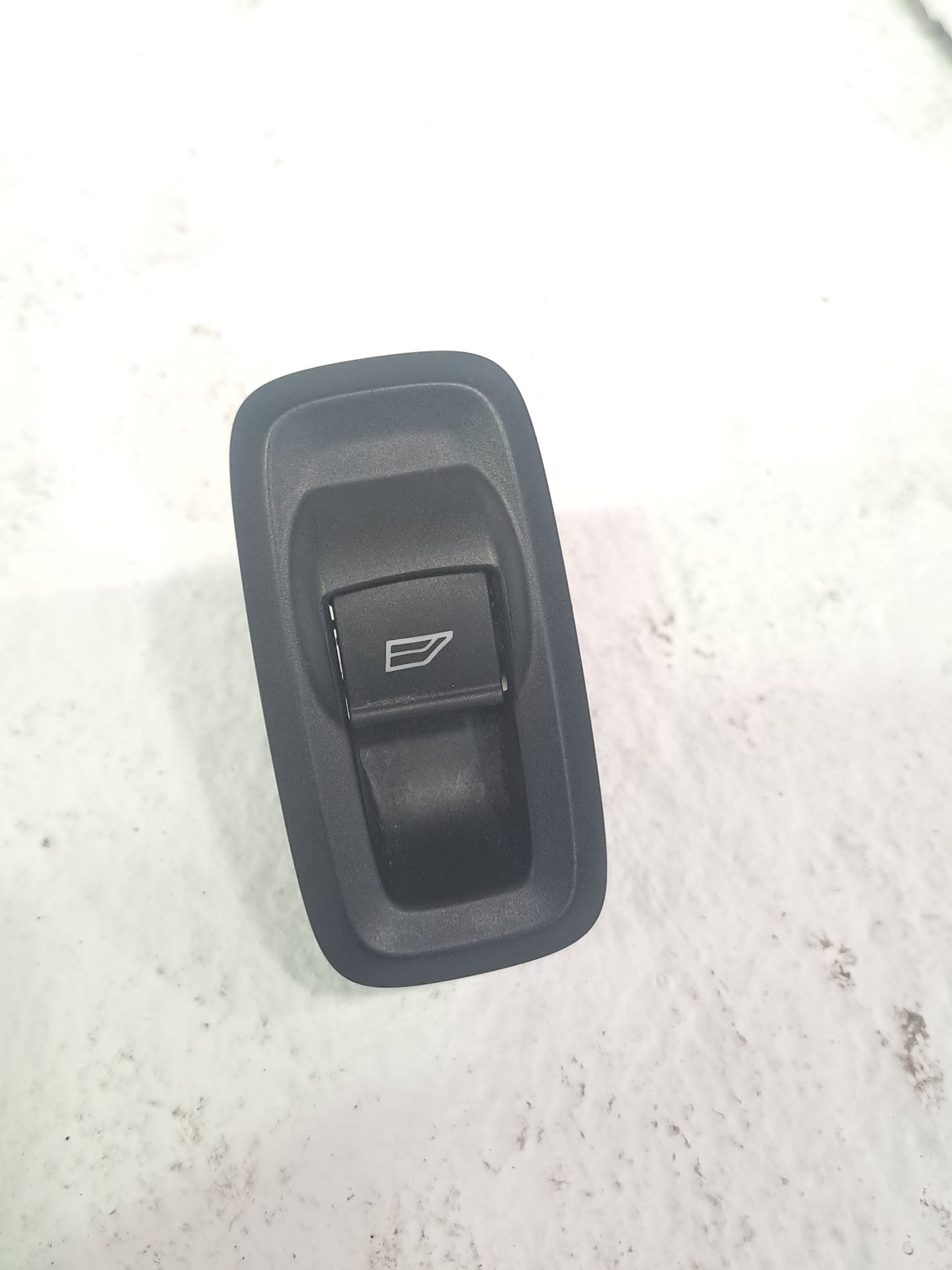 Fensterheberschalter vorne rechts FORD KA+