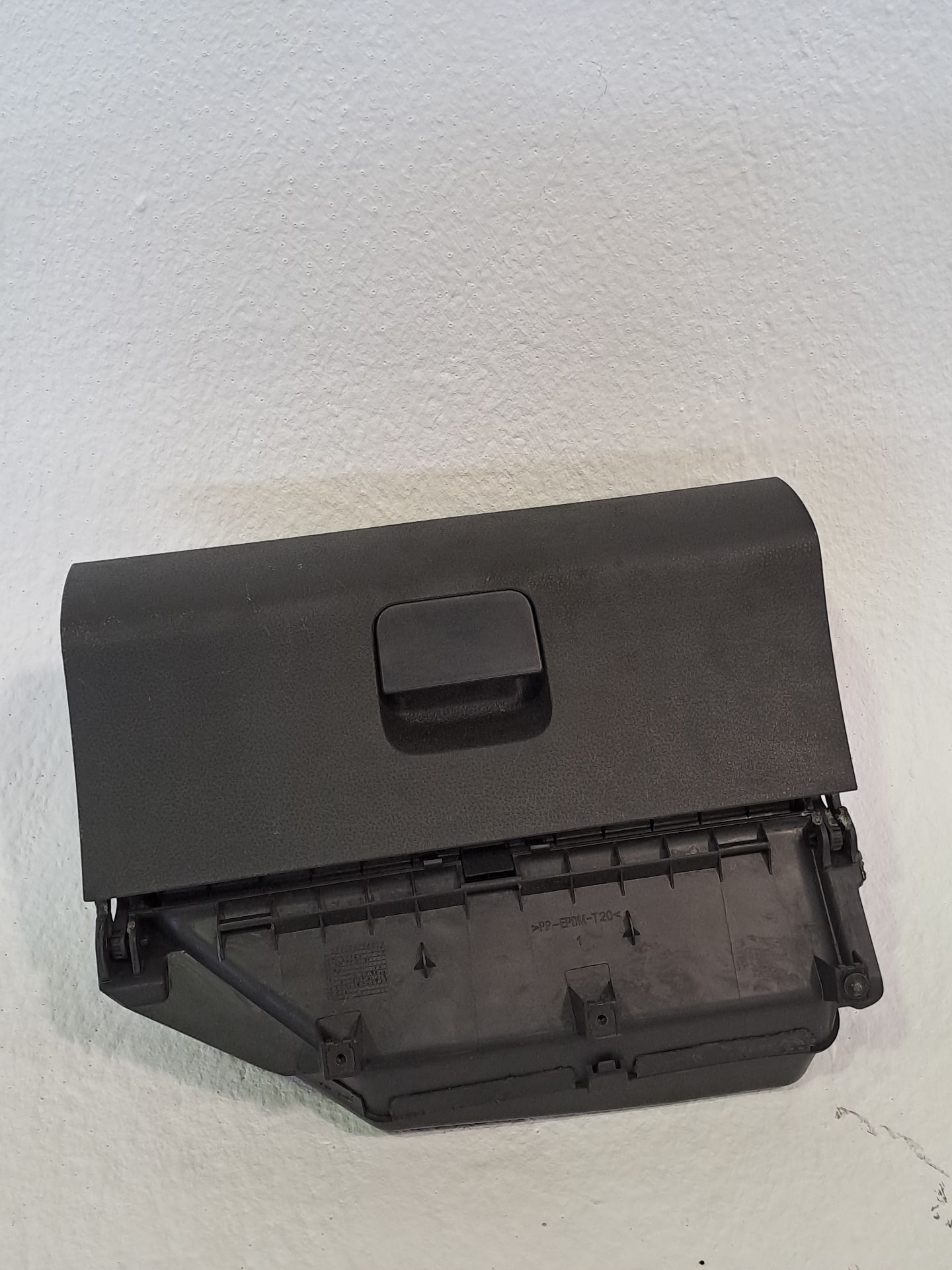 Boîte à gants VOLKSWAGEN POLO IV (9N_, 9A_)