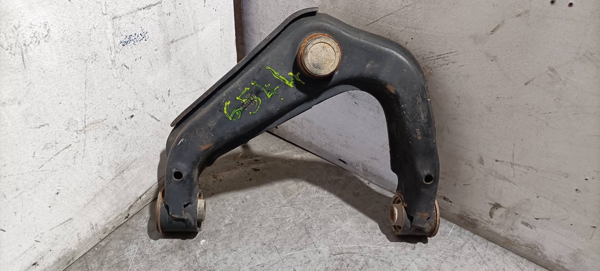 Querlenker oben vorne links NISSAN NAVARA PICK-UP (D40M)