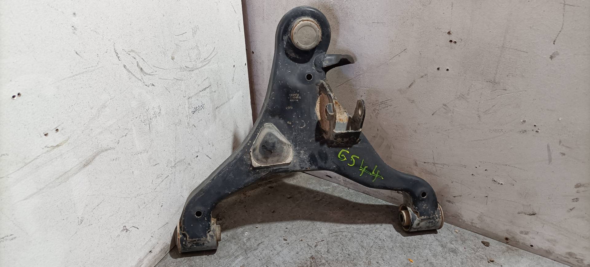 Querlenker unten vorne links NISSAN NAVARA PICK-UP (D40M)
