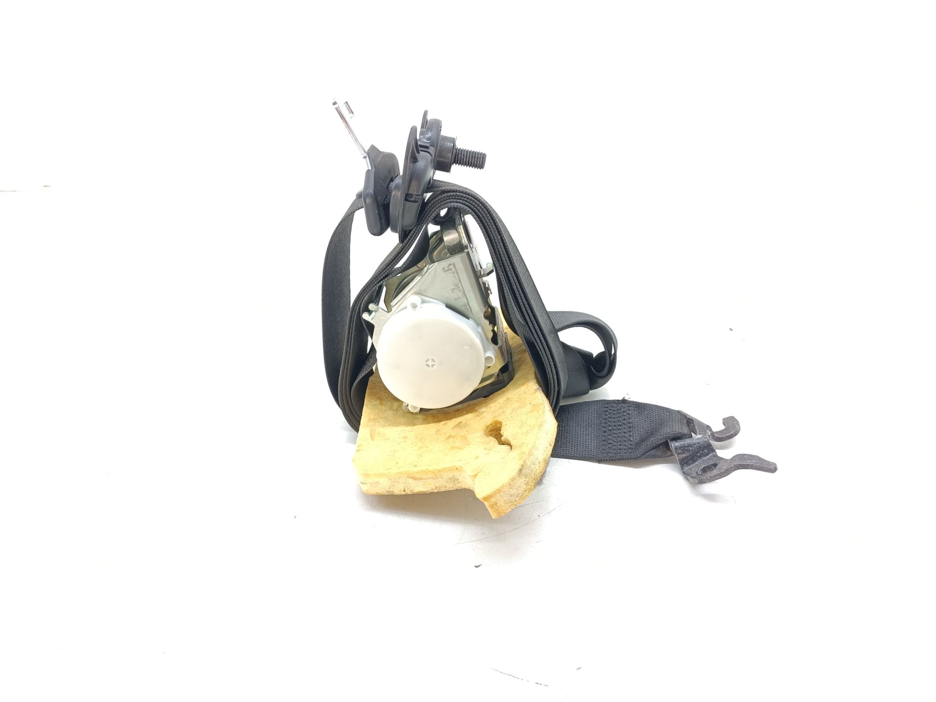 Front right seat belt BMW X1 (E84)