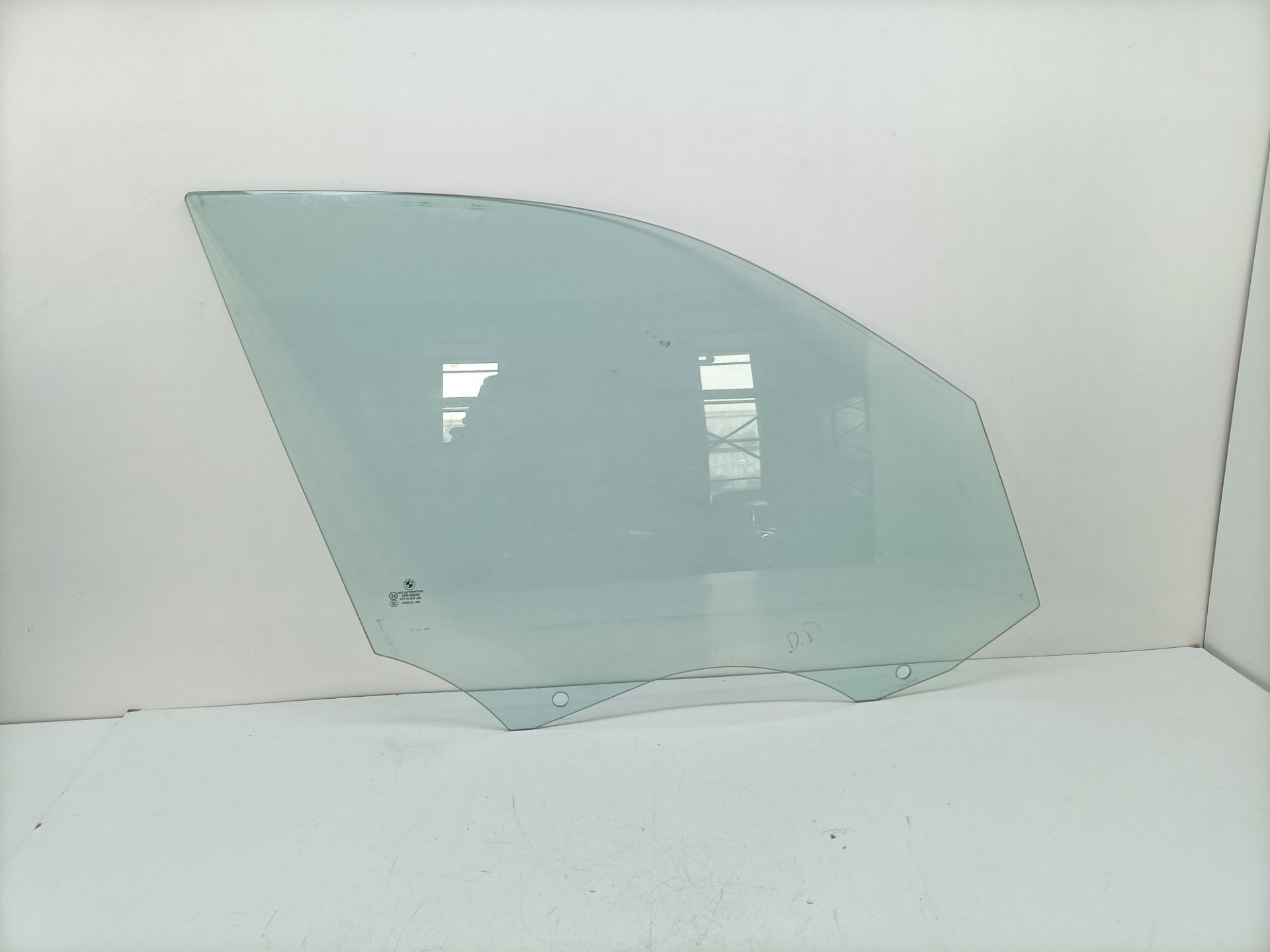 Vitre avant droite BMW X1 (E84)