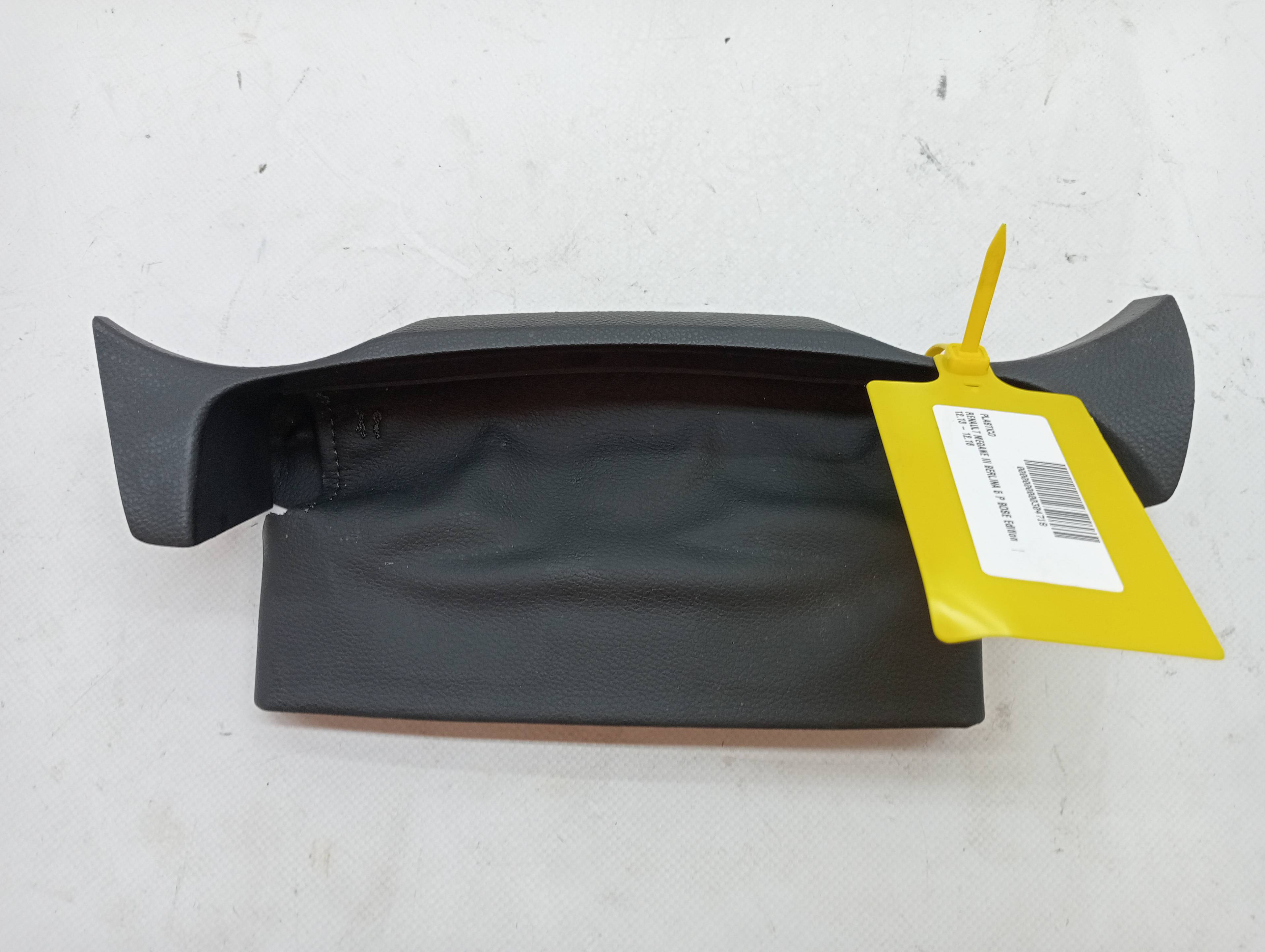 Painel plástico RENAULT MEGANE III BERLINA 5 P