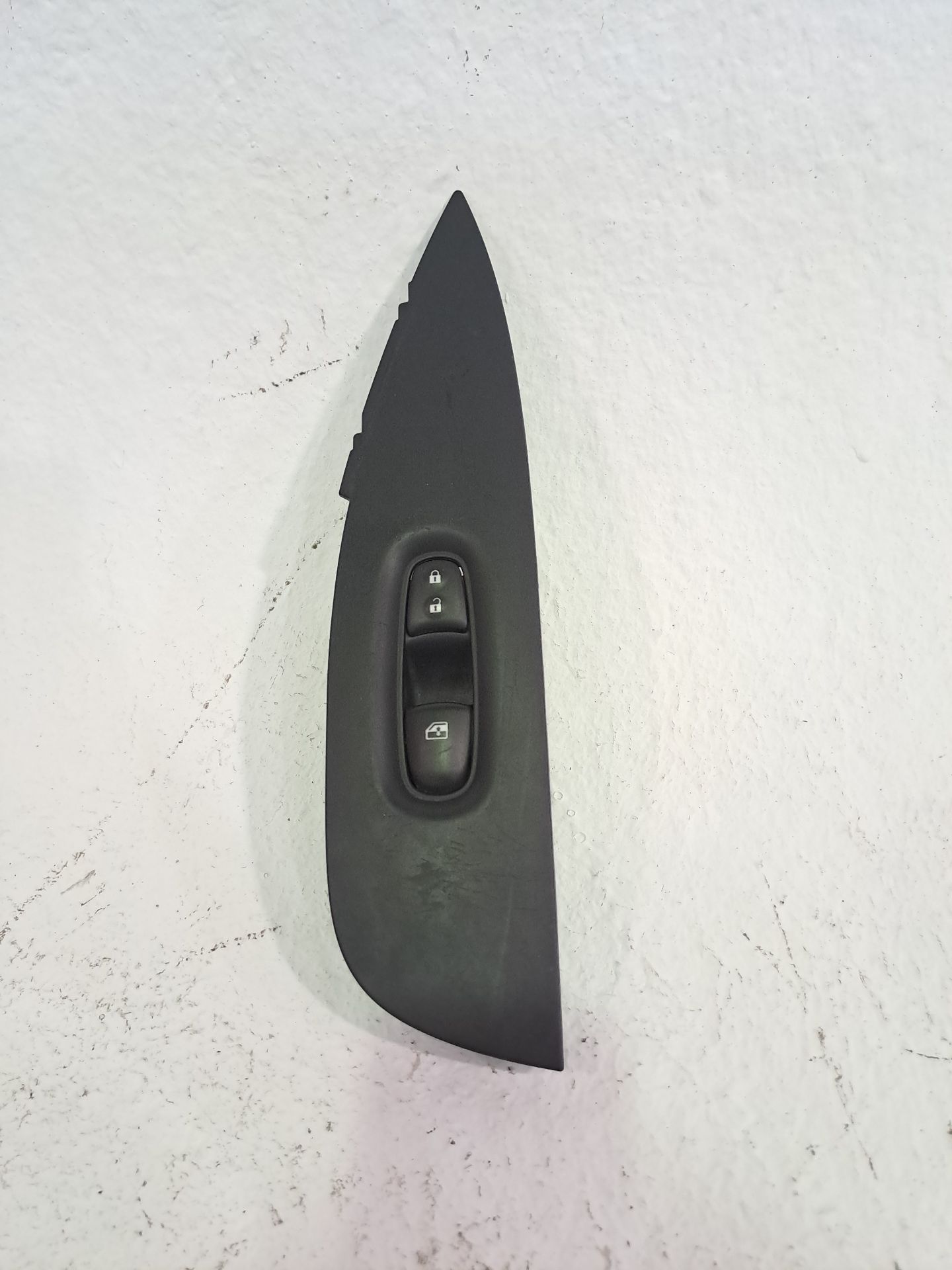 Commande lève-vitre avant droit NISSAN QASHQAI I (J10, NJ10)