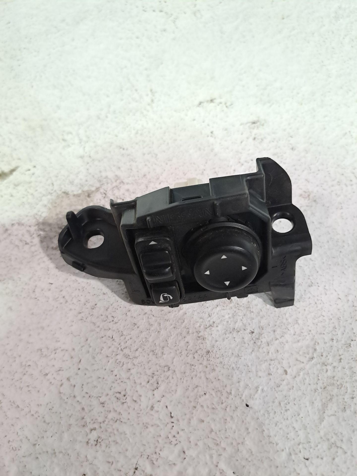 Commande de rétroviseur NISSAN QASHQAI I (J10, NJ10)