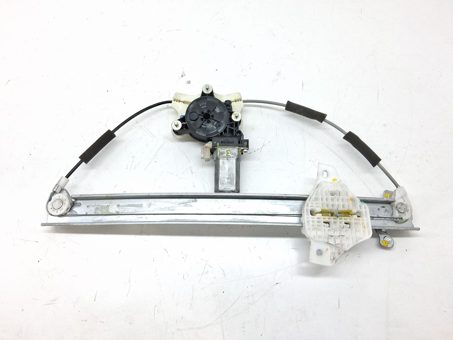 ELEVALUNAS DELANTERO DERECHO HYUNDAI I20