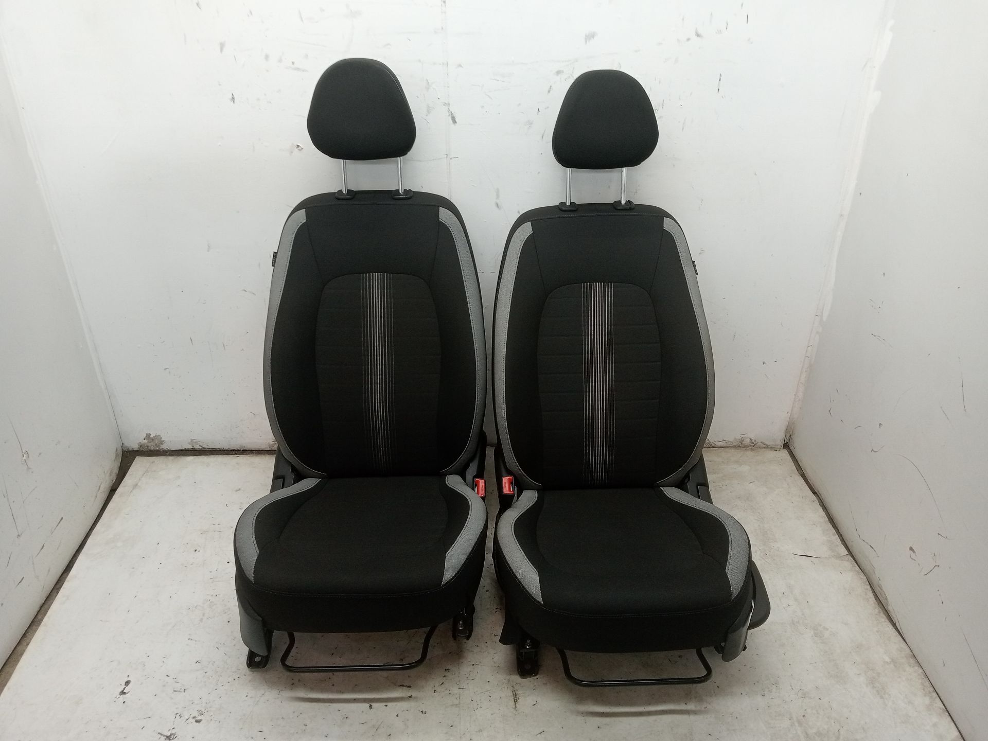 Jeu de sièges complet HYUNDAI I10 (AC3)