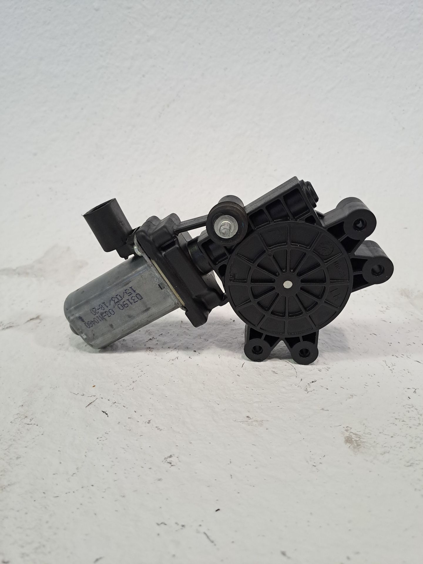 Front Left Window Motor FIAT NUOVA 500 (150)