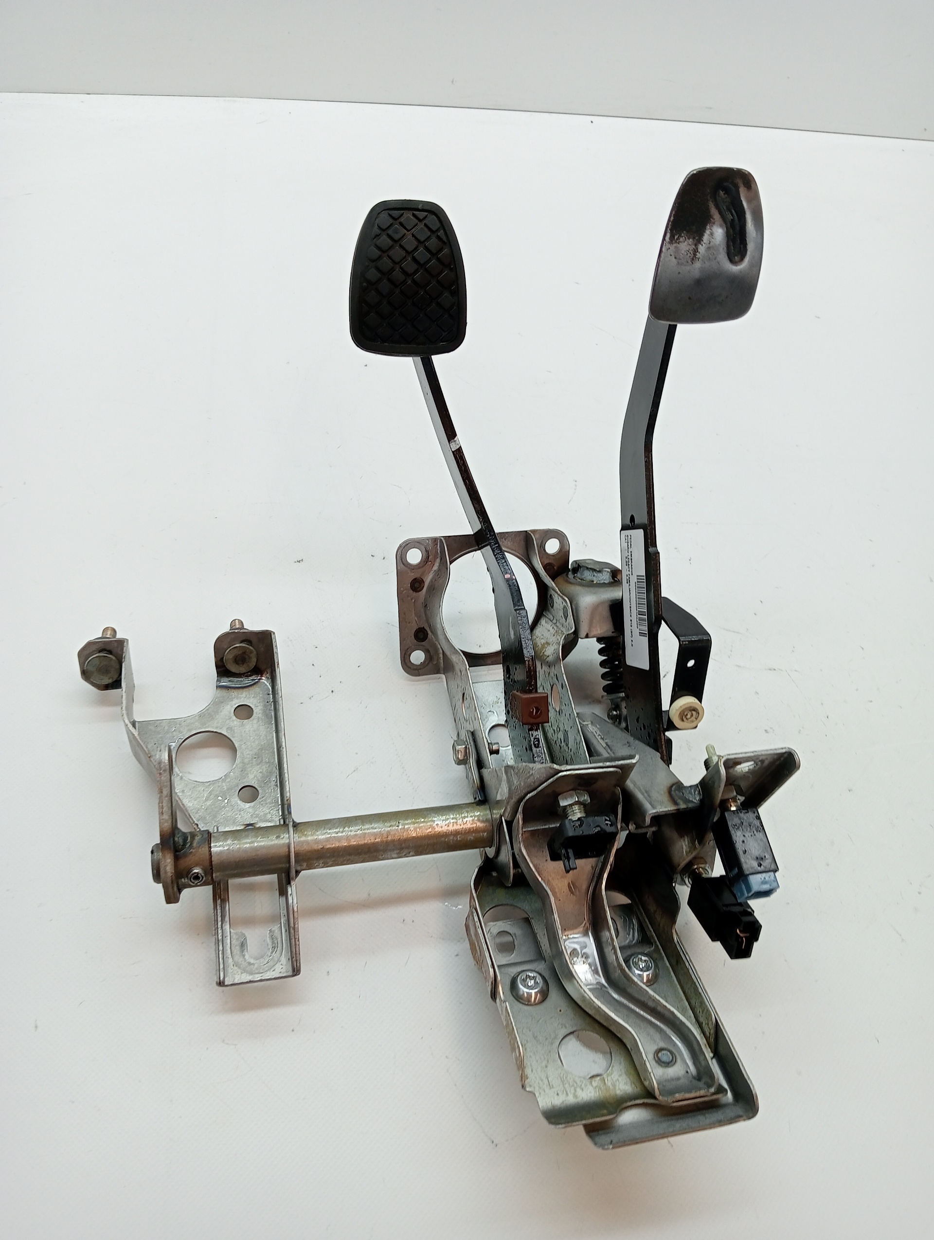 Kupplungspedal SUBARU LEGACY FAMILIAR/OUTBACK B13 (BP)