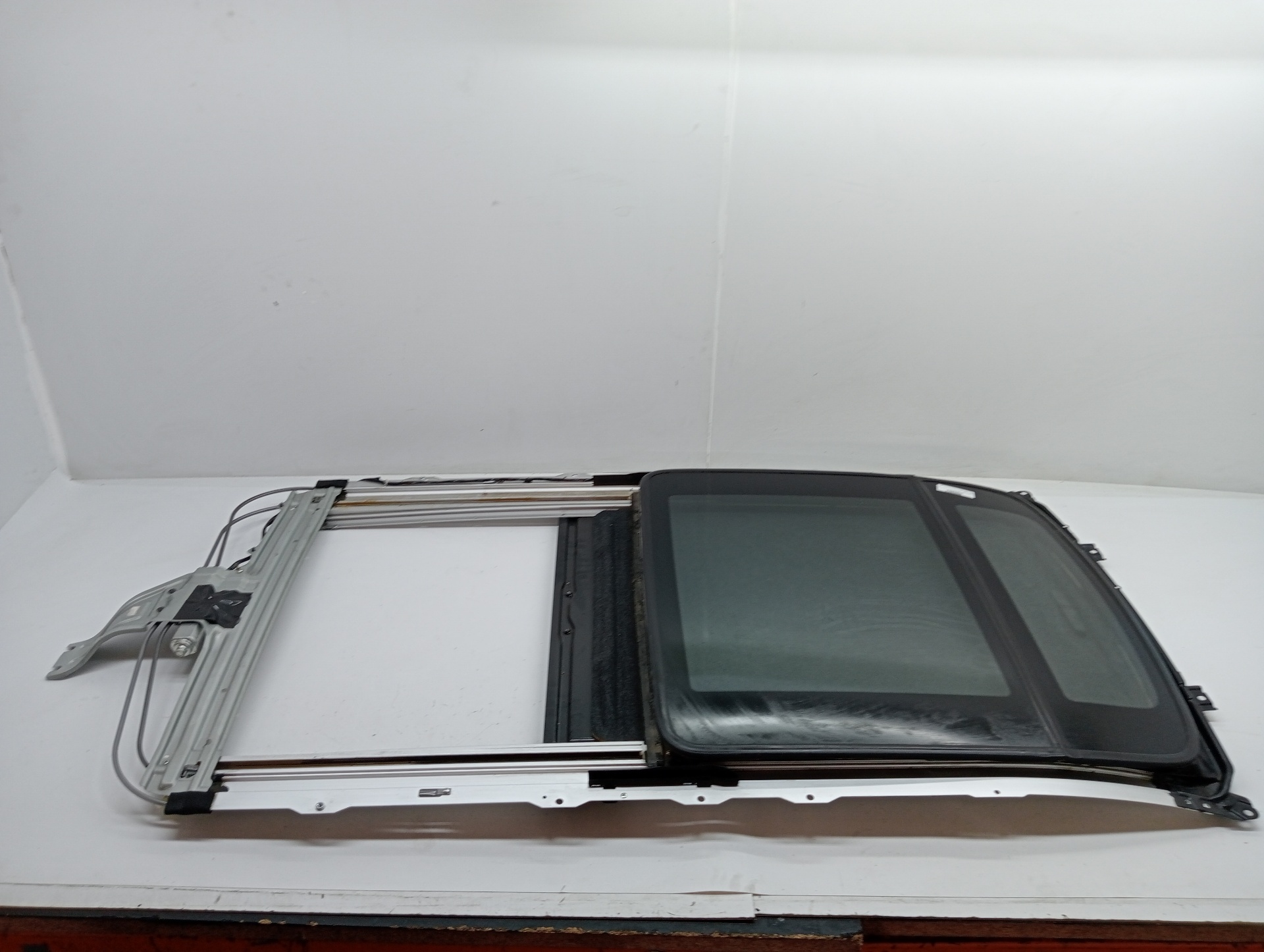 Electric sunroof SUBARU LEGACY FAMILIAR/OUTBACK B13 (BP)