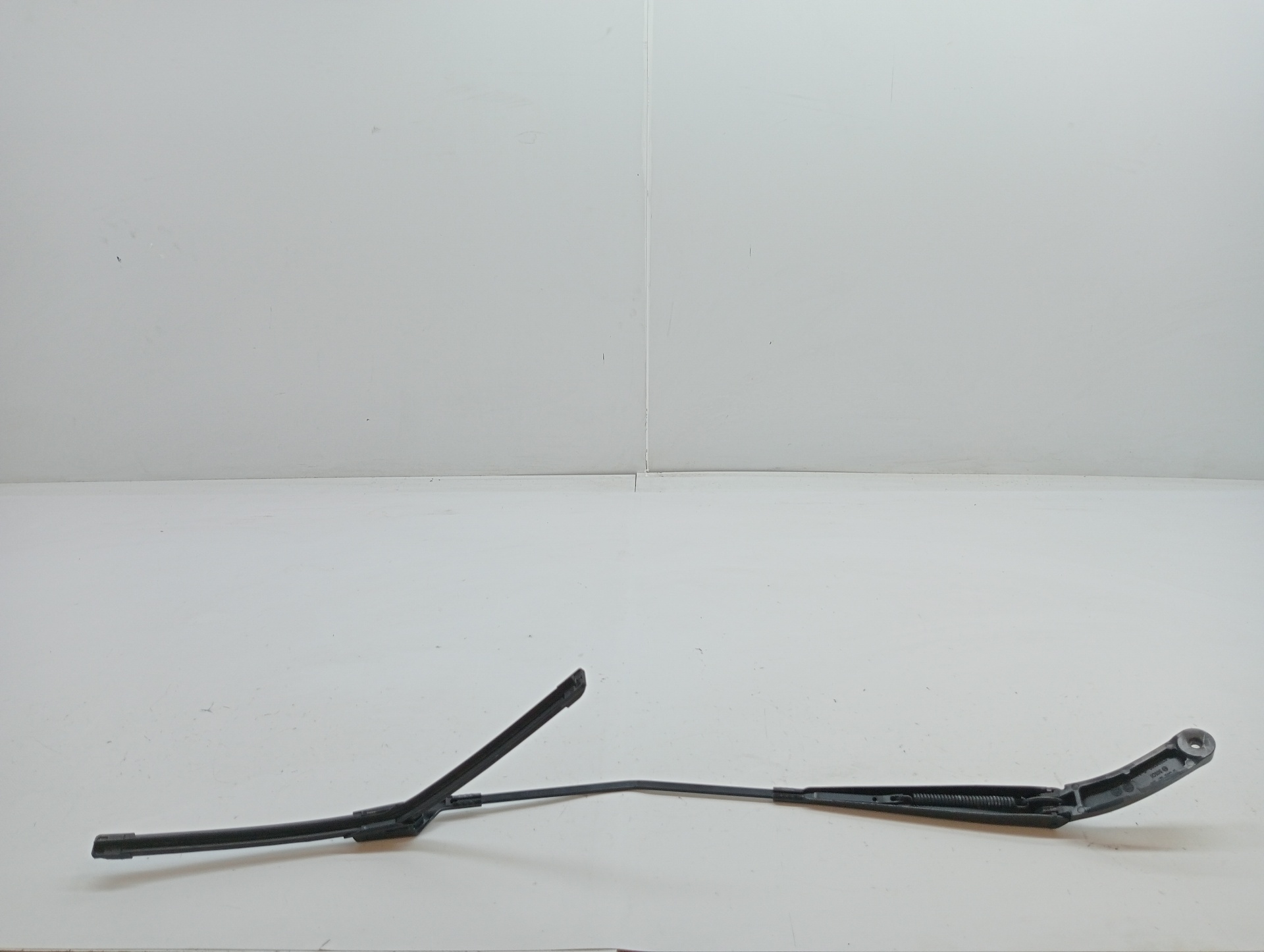 Front Right Wiper Arm VOLKSWAGEN T-CROSS