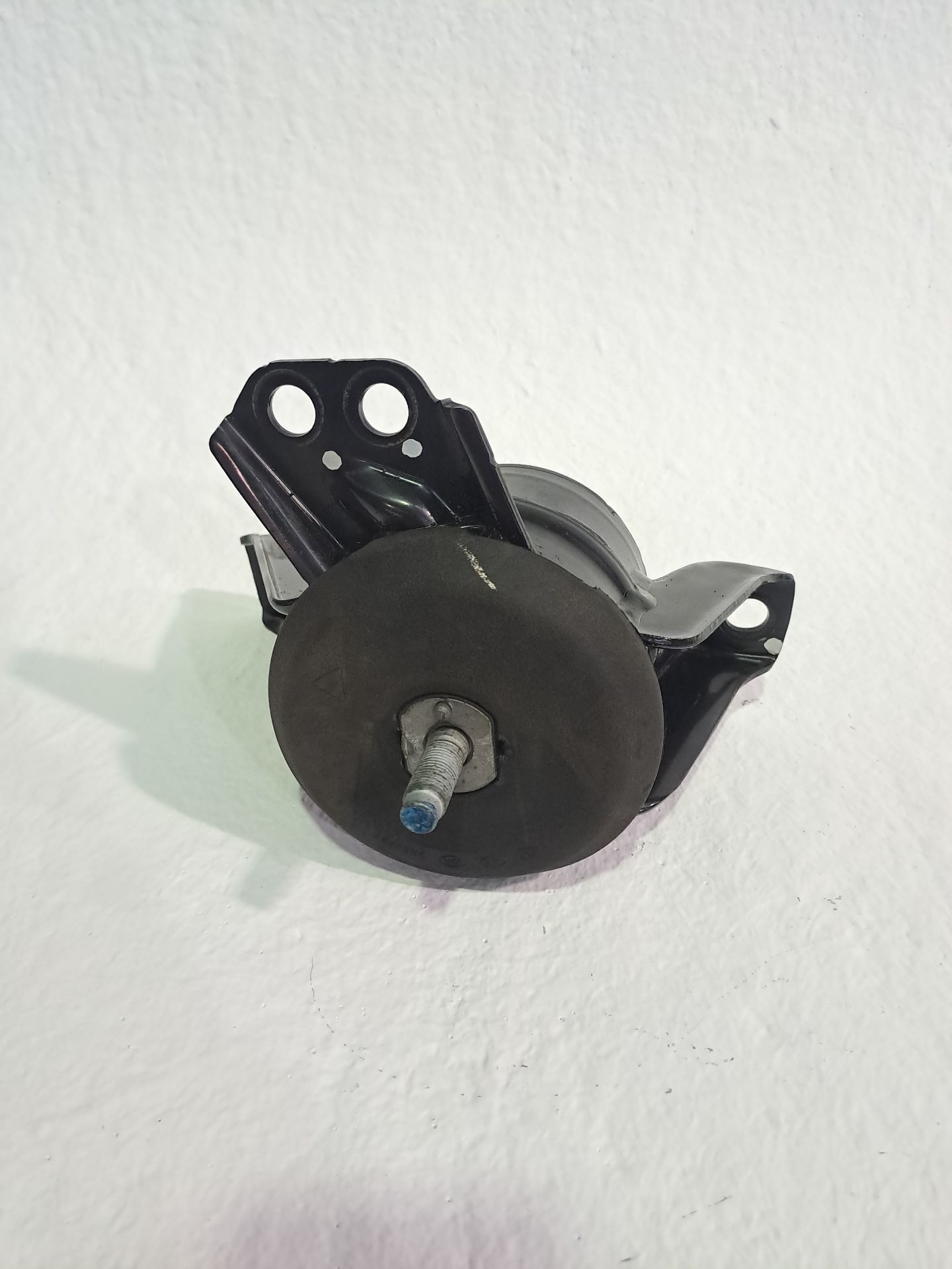 Engine mount HYUNDAI TUCSON